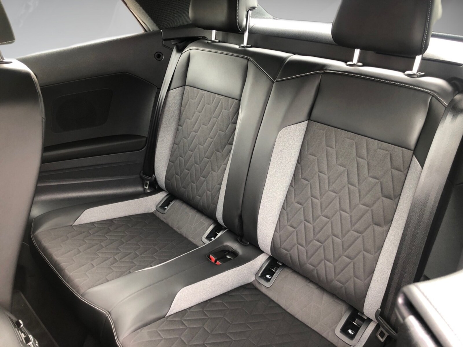 Volkswagen T-Roc Cabriolet – Bild 8