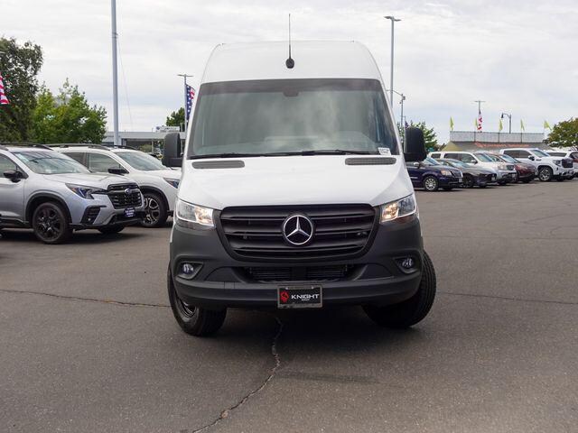 2023 Mercedes-Benz
