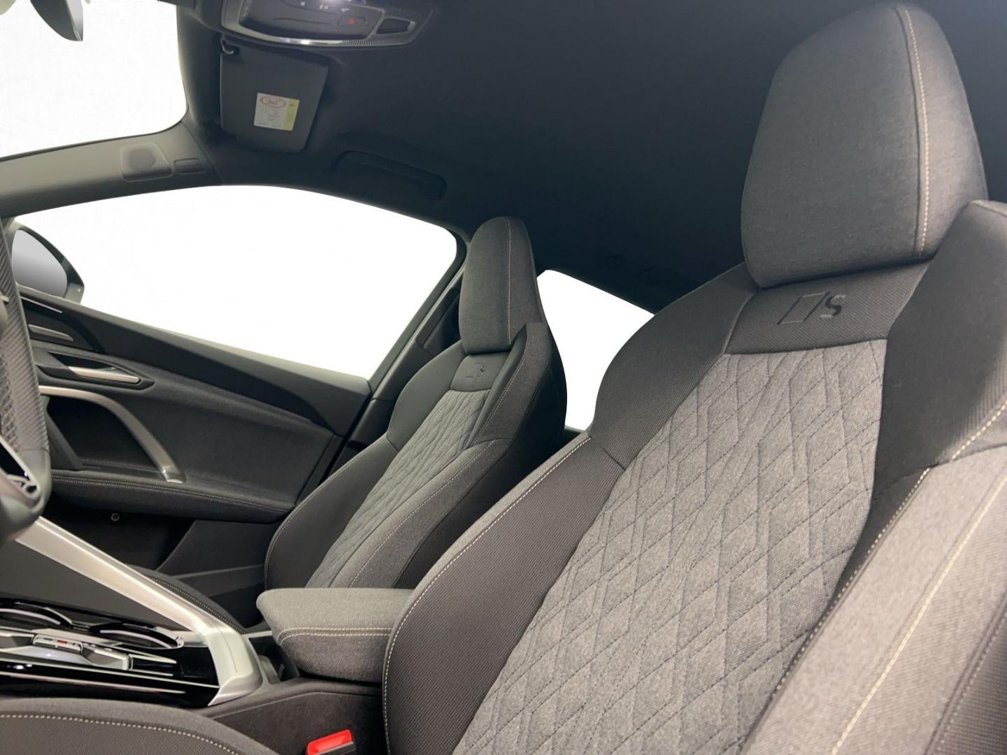 Bild über Audi Q5 SUV TFSI quattro 150 kW S tronic - für weitere Informationen kontaktieren Sie den Audi Partner
