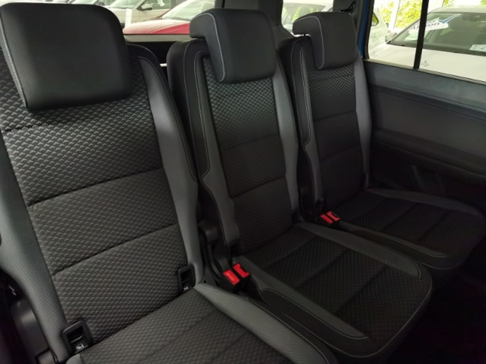 Volkswagen Touran – Bild 12