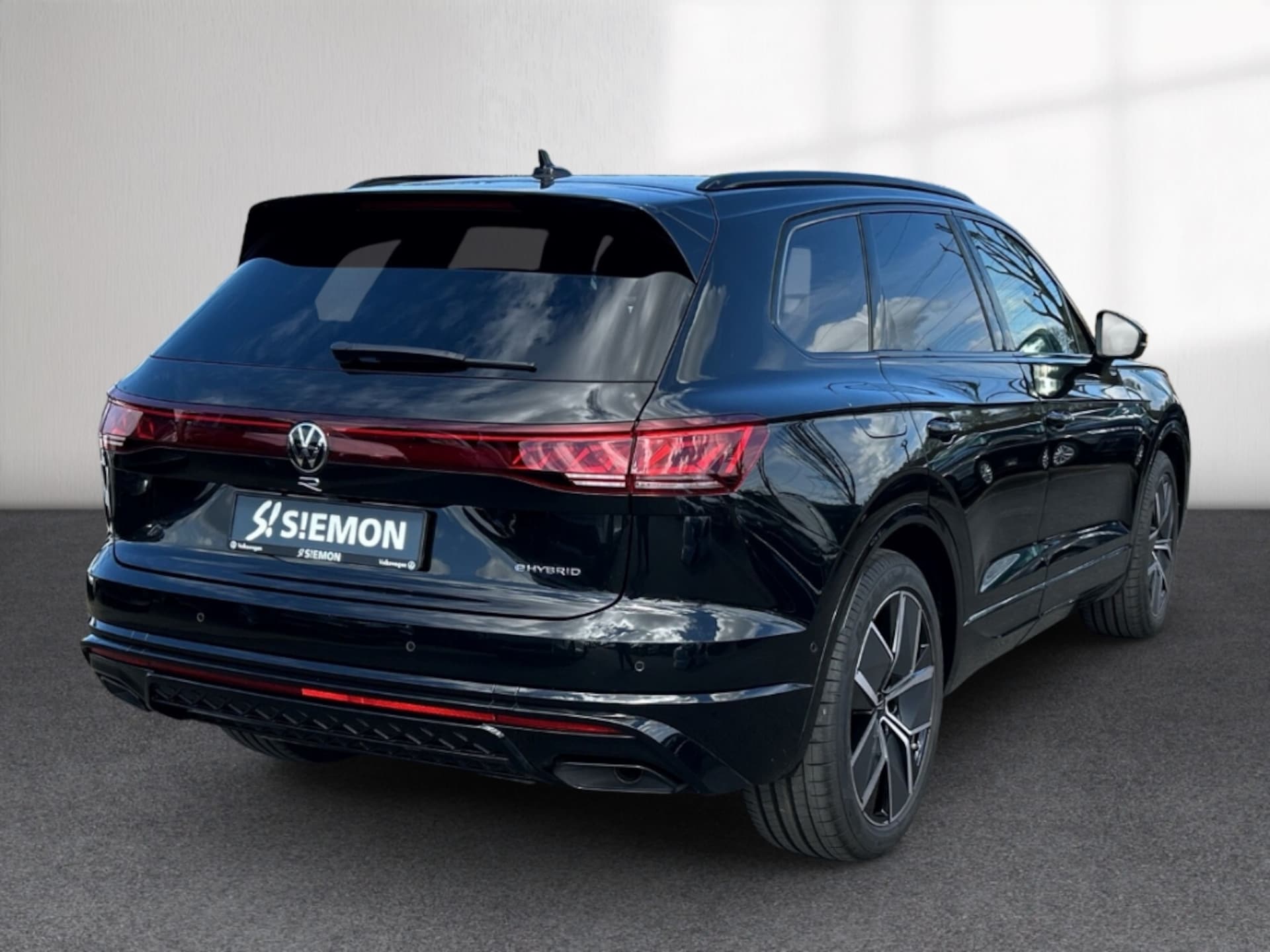 Volkswagen Touareg R