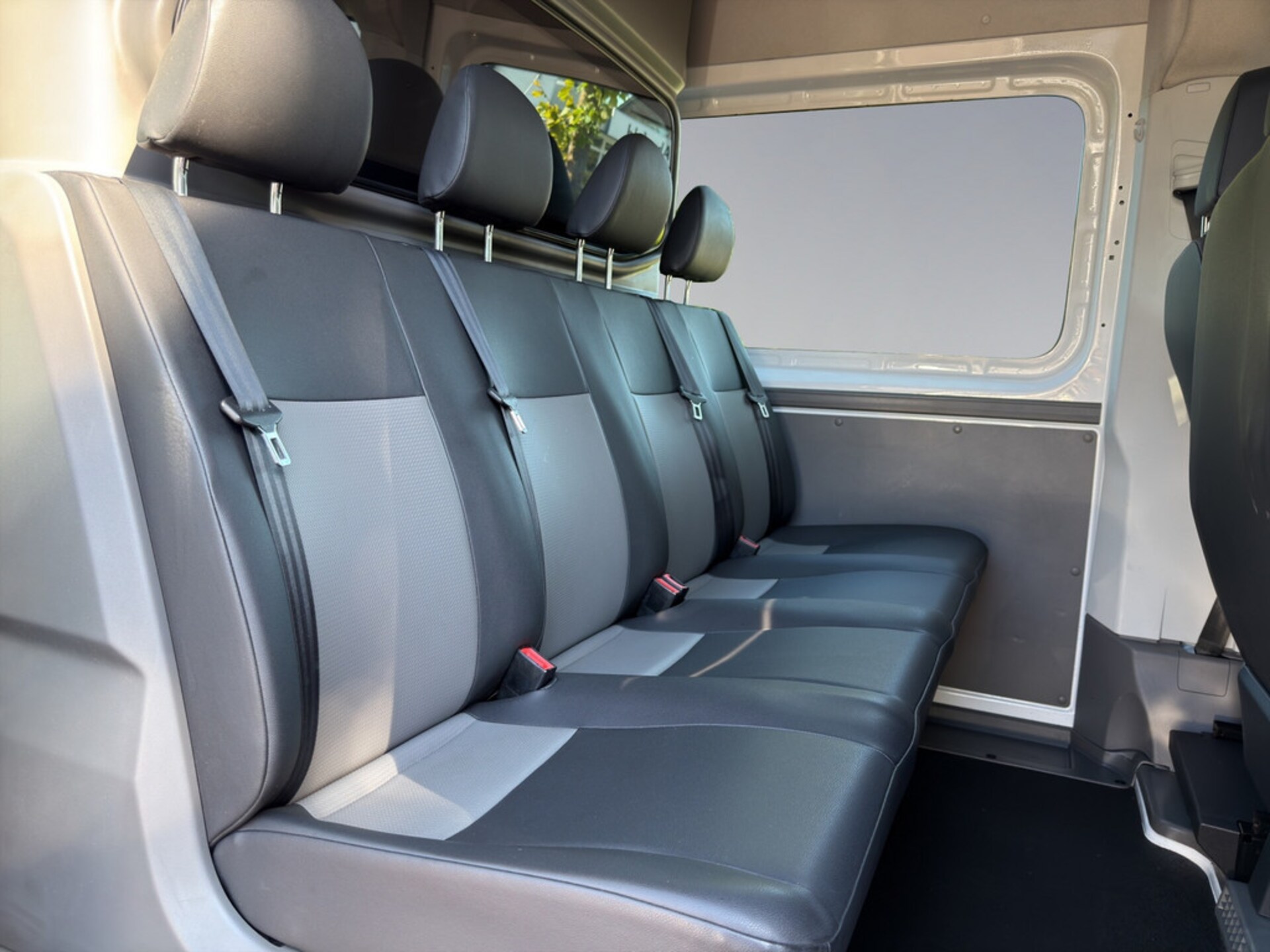 Volkswagen Crafter Kasten langer Radstand