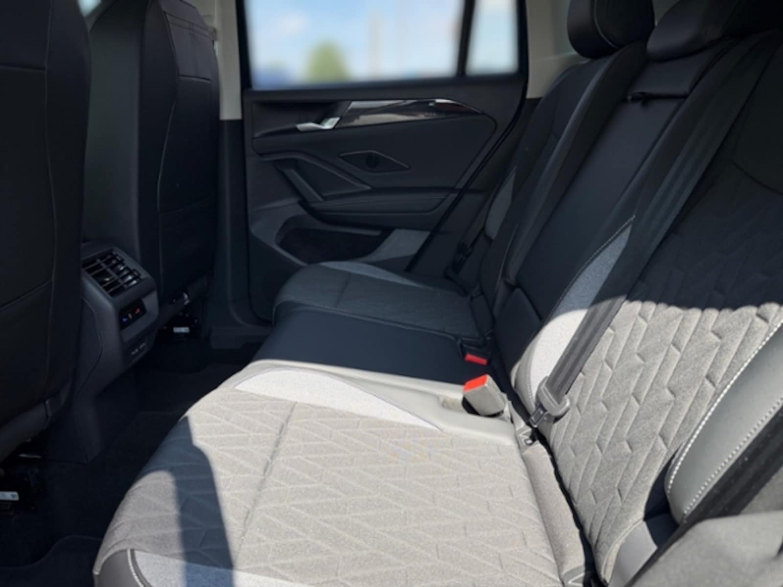 Volkswagen Tiguan – Bild 16