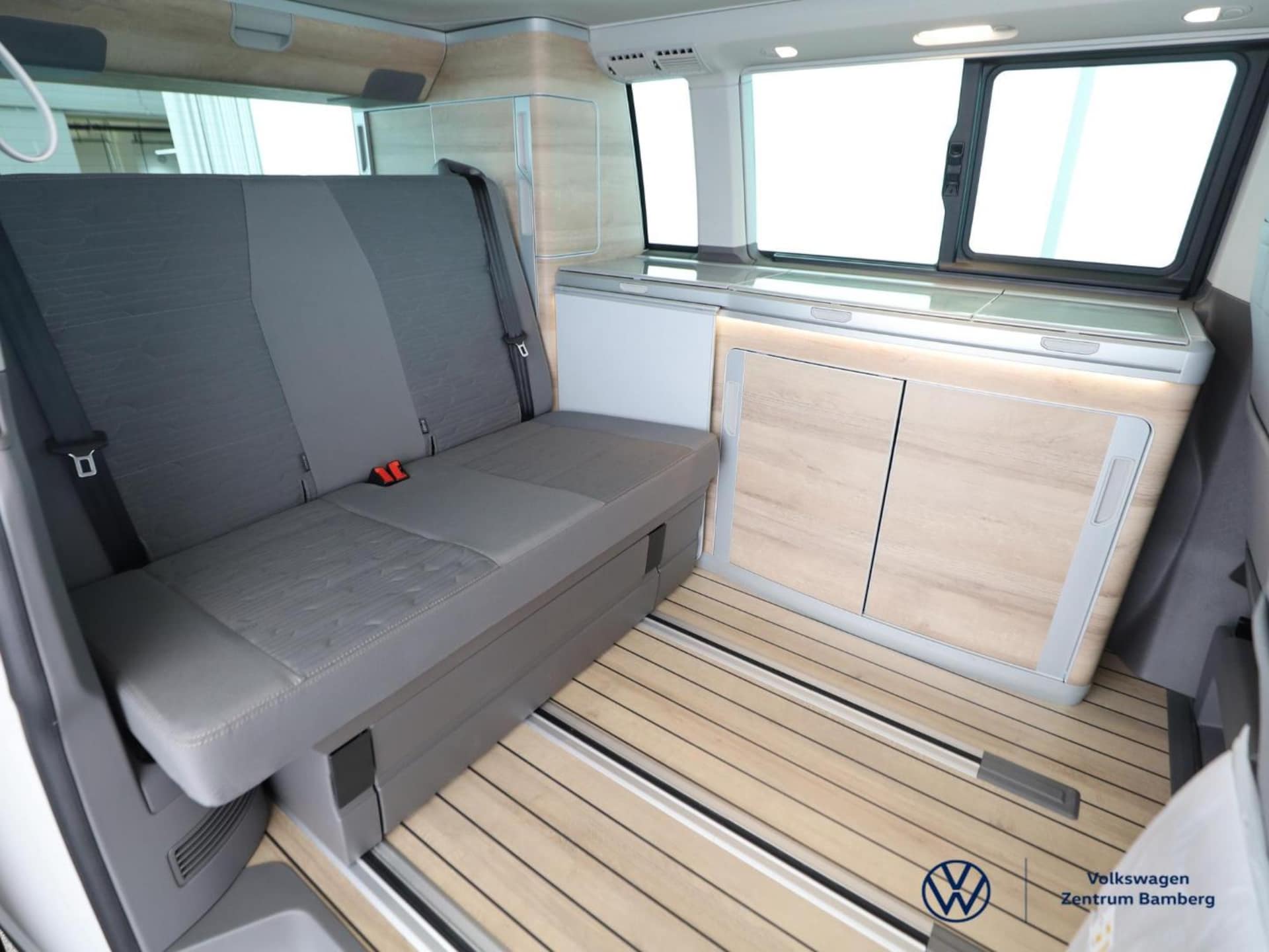 Volkswagen T6.1 California Ocean