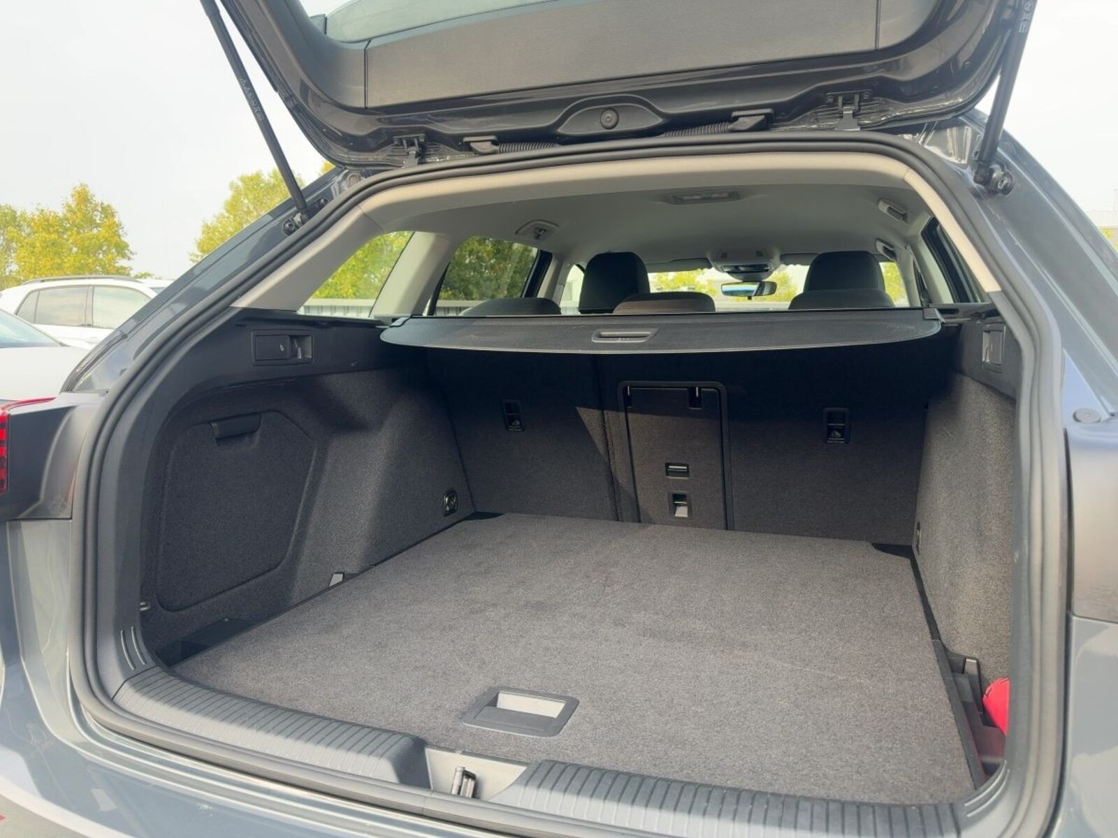 Volkswagen Golf Variant – Bild 6