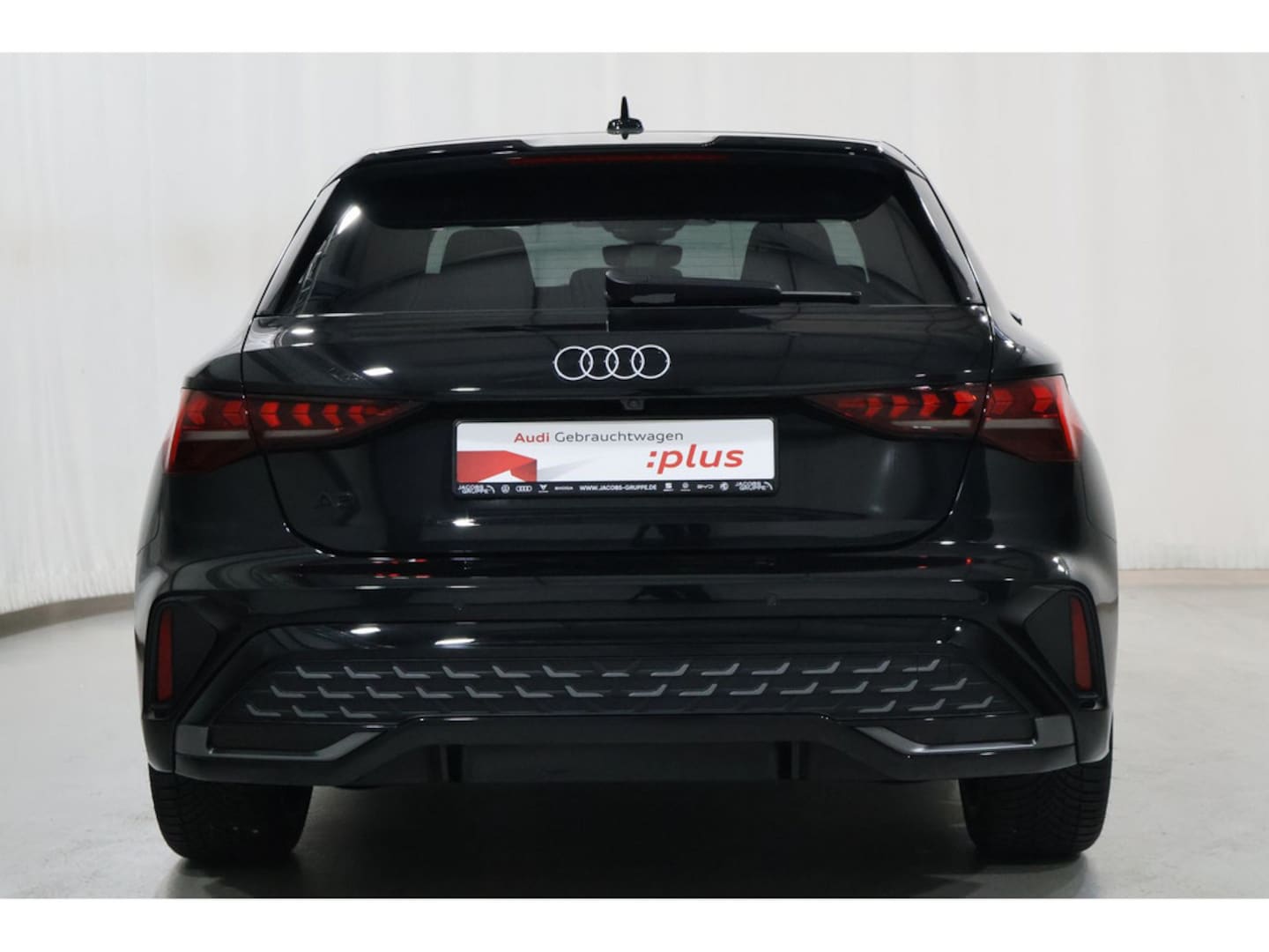 Bild über Audi A3 Sportback S line 35 TDI S tronic - für weitere Informationen kontaktieren Sie den Audi Partner
