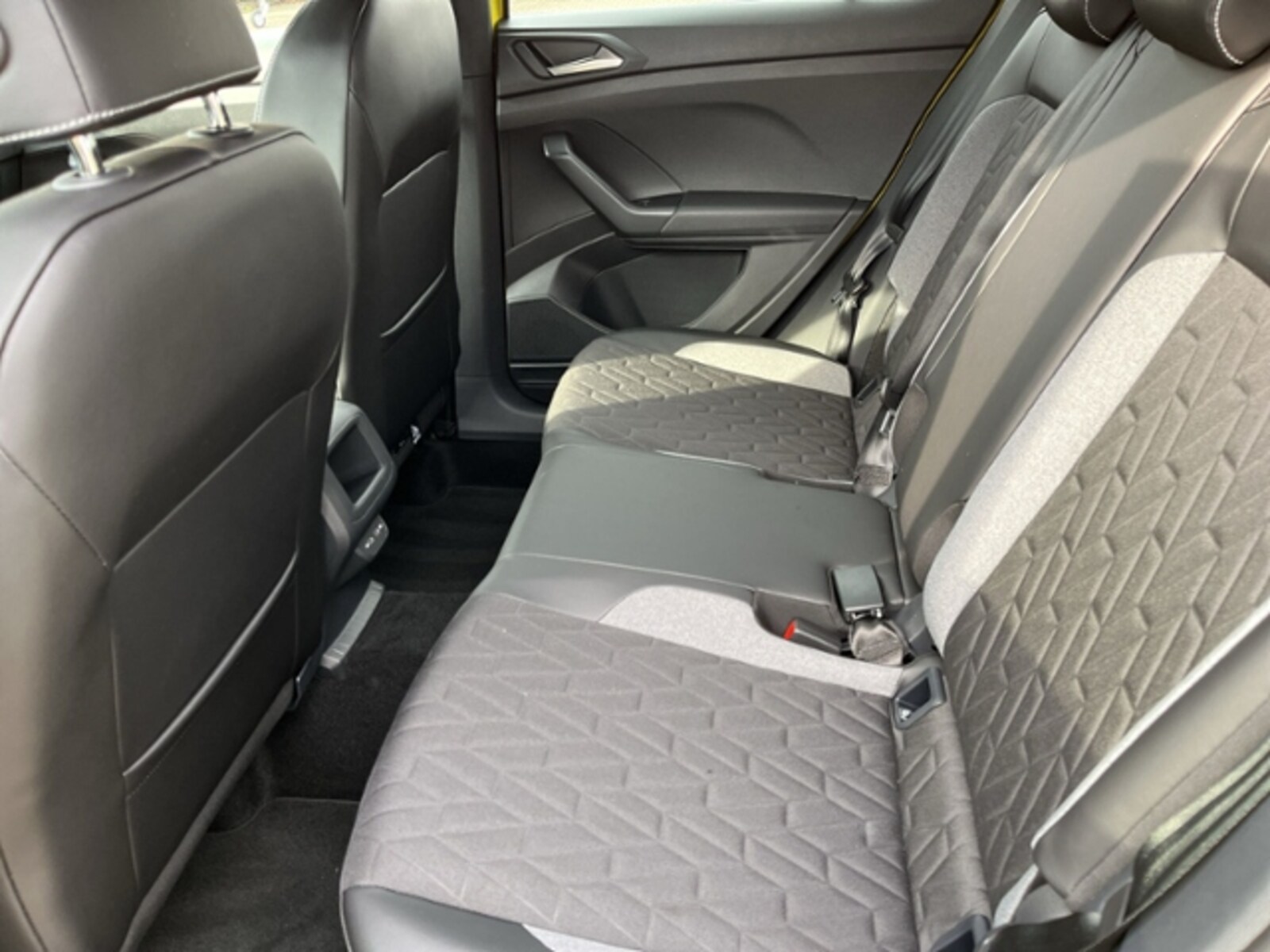 Volkswagen T-Cross – Bild 11