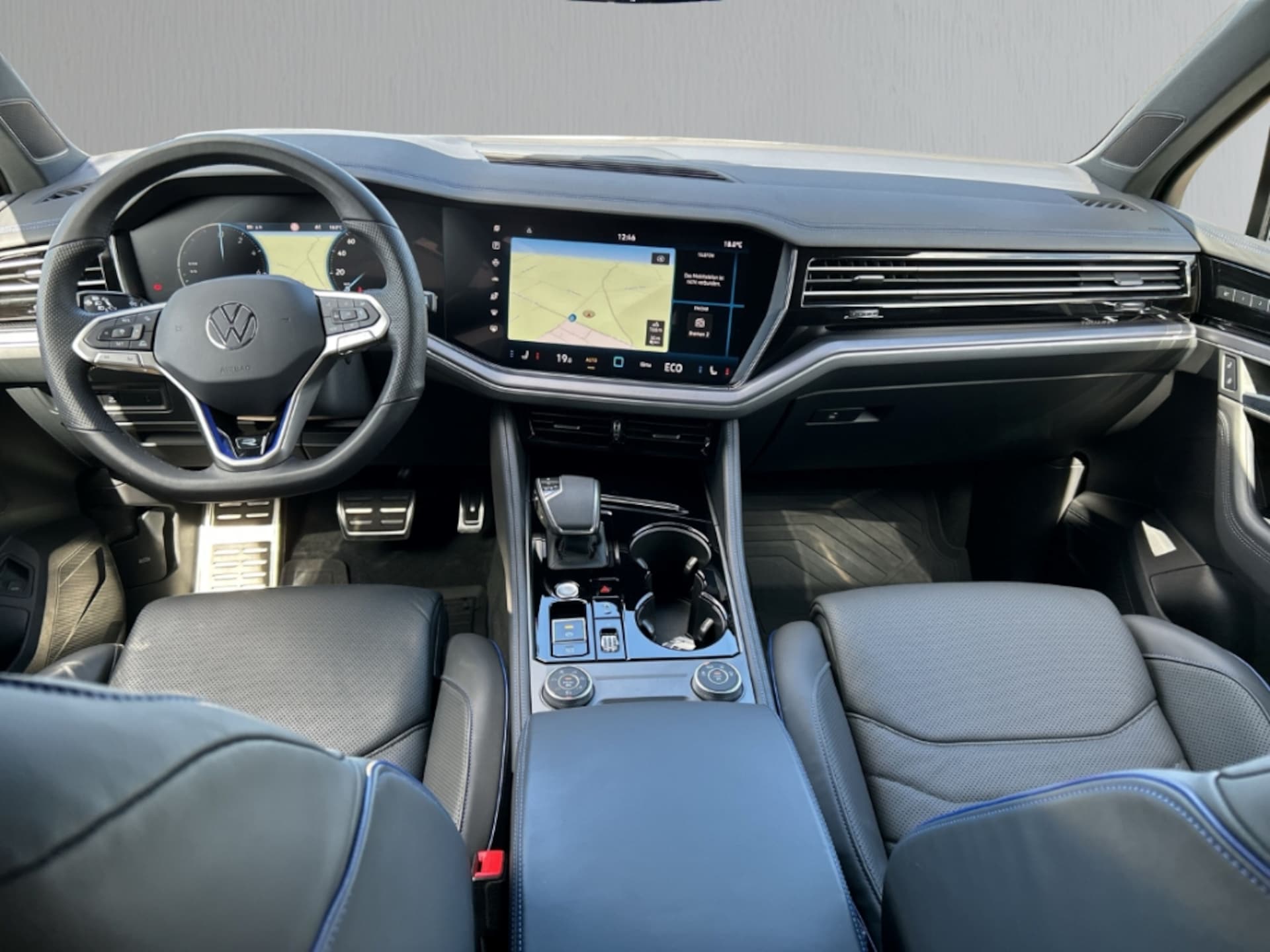 Volkswagen Touareg R