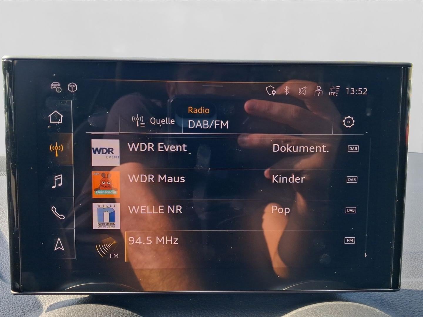Bild über Audi Q2 S line 35 TFSI S tronic - für weitere Informationen kontaktieren Sie den Audi Partner