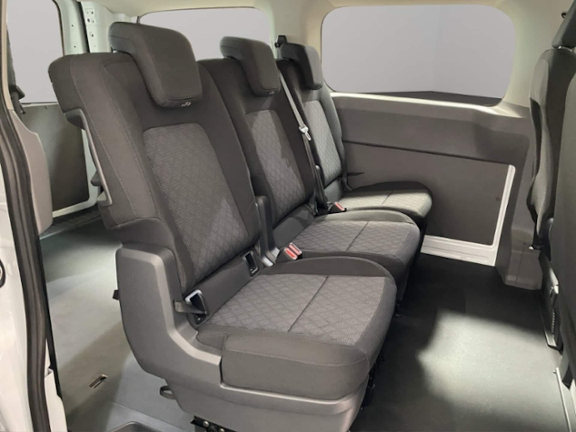 Volkswagen Transporter Kombi kurzer Radstand