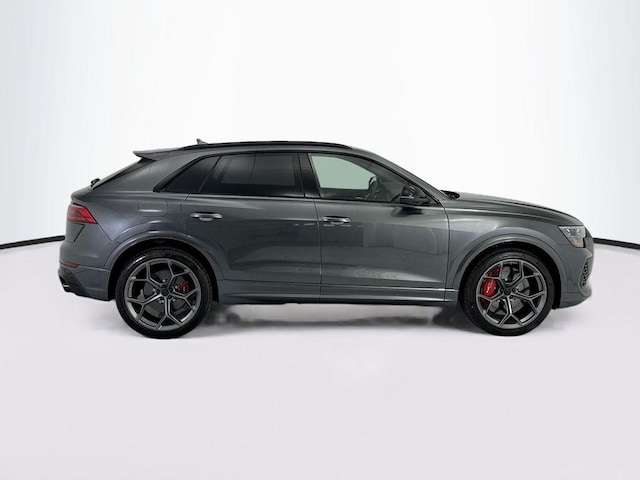 2026 Audi RS Q8 SUV performance