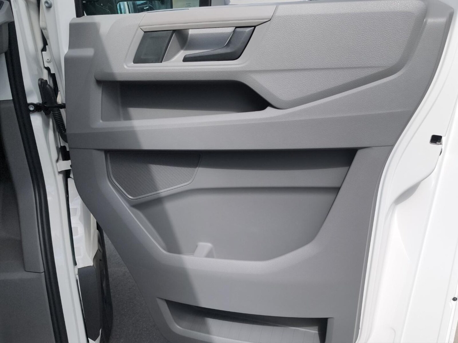 Volkswagen Crafter Kasten mittlerer Radstand – Bild 22