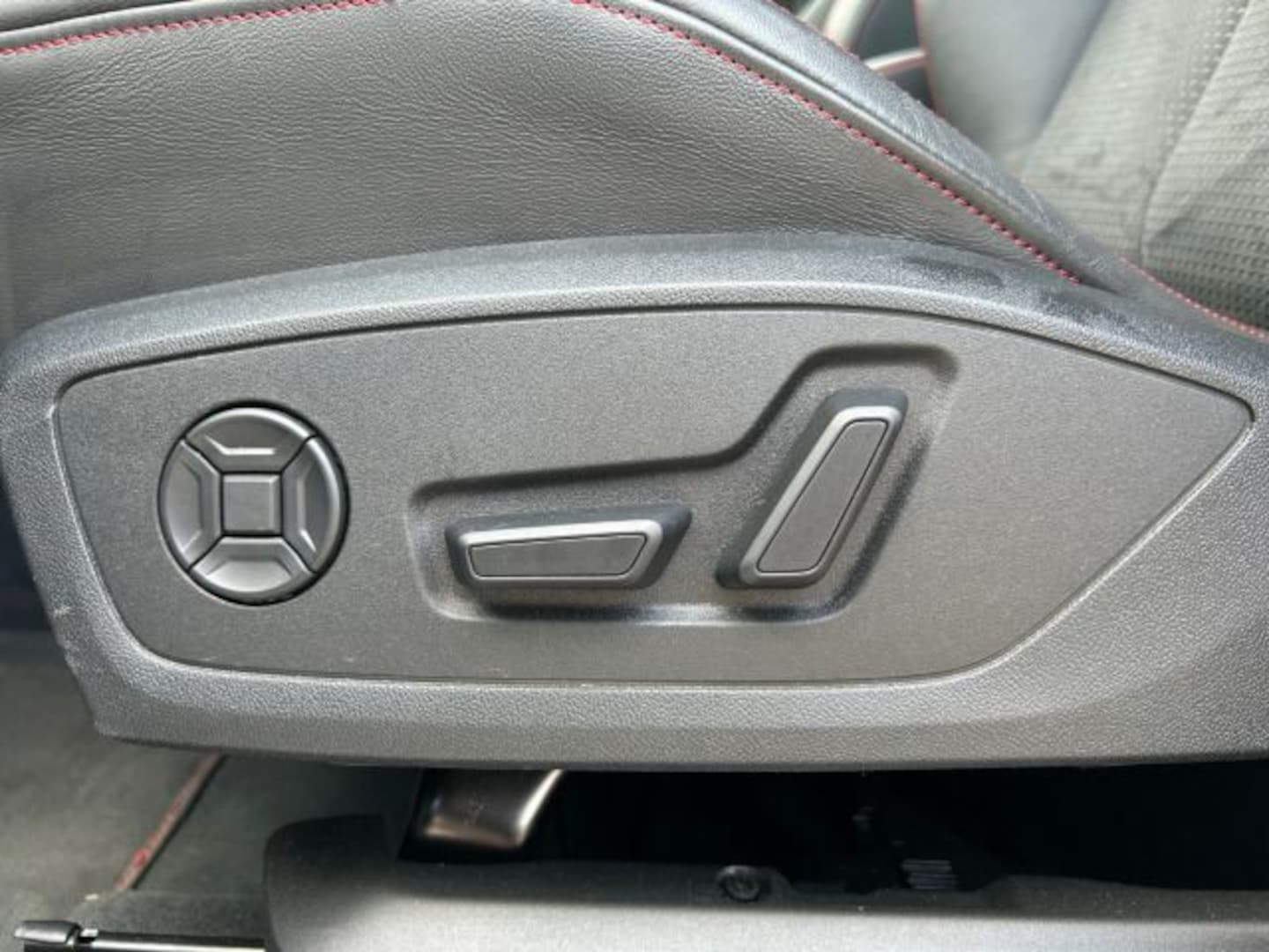 Bild über Audi Q3 Sportback S line 40 TFSI quattro S tronic - für weitere Informationen kontaktieren Sie den Audi Partner