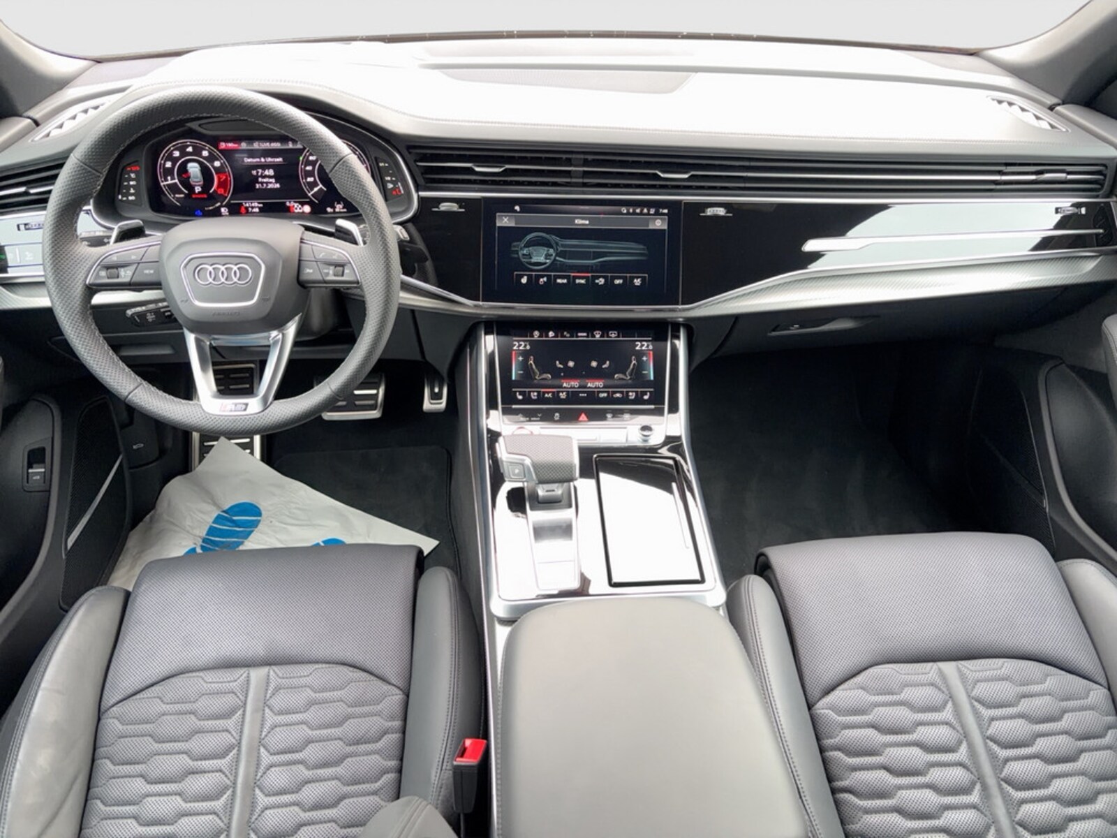 Audi RS Q8 – Bild 11