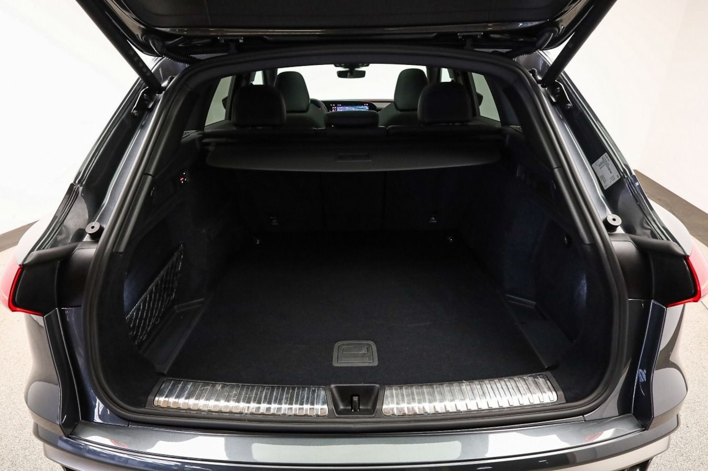 Bild über Audi Q5 SUV TDI quattro 150 kW S tronic - für weitere Informationen kontaktieren Sie den Audi Partner