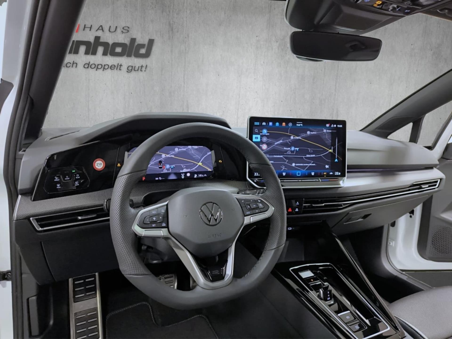 Volkswagen Golf R-Line