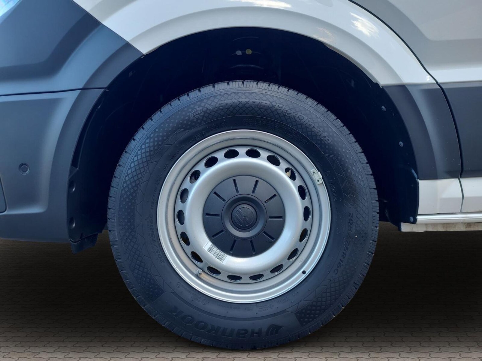 Volkswagen Crafter Kasten mittlerer Radstand – Bild 2