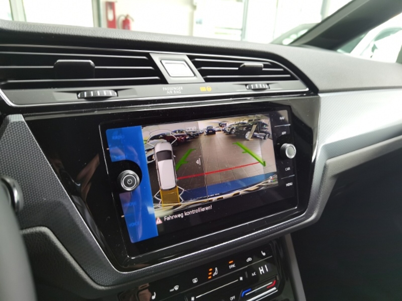 Volkswagen Touran – Bild 17