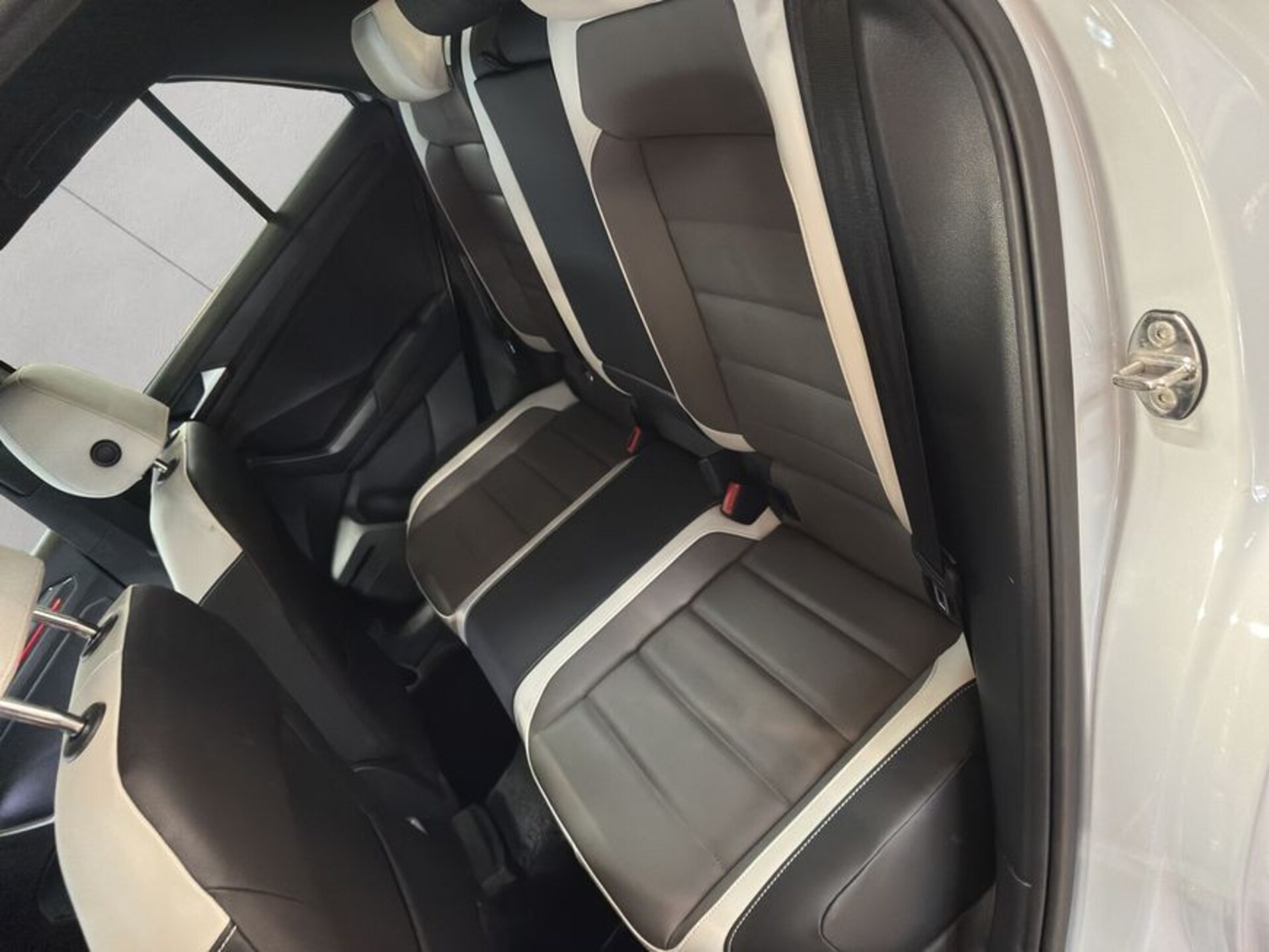Volkswagen T-Roc Sport