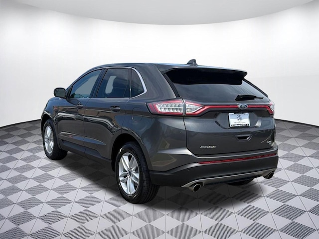 2016 Ford Edge