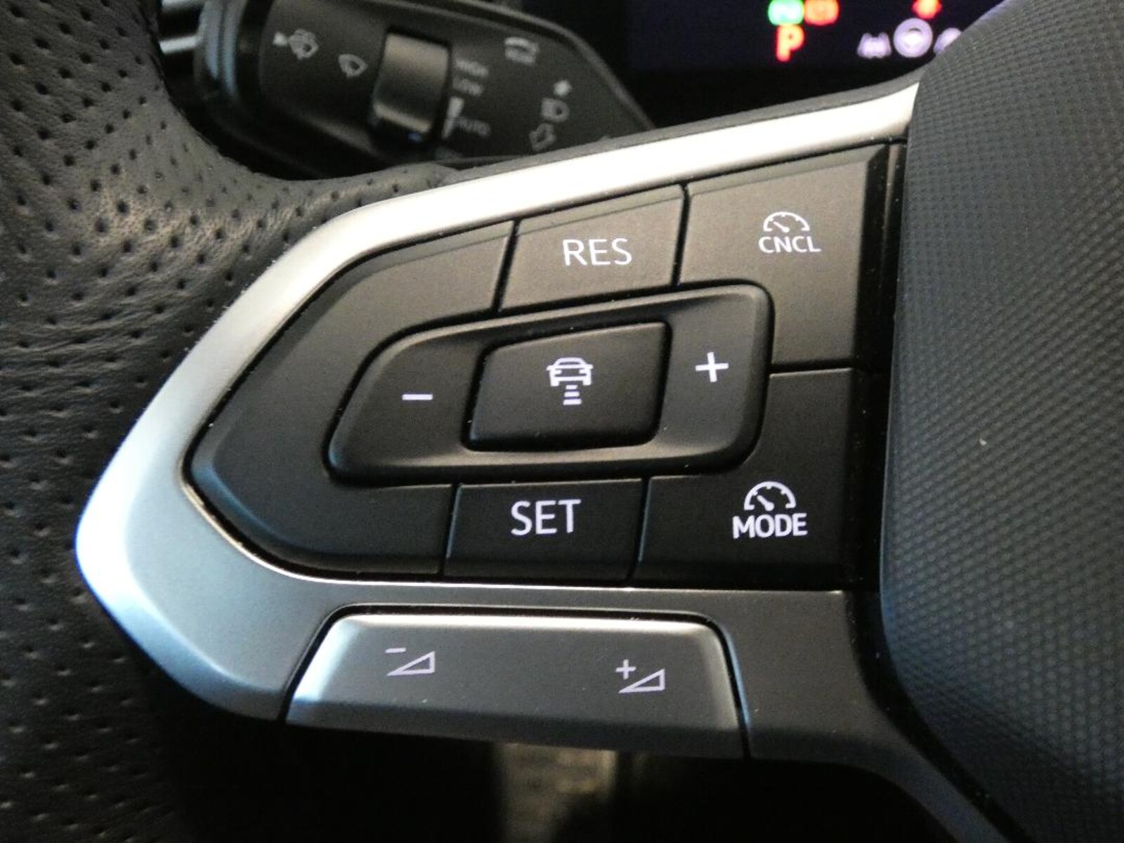 Volkswagen Tiguan – Bild 27