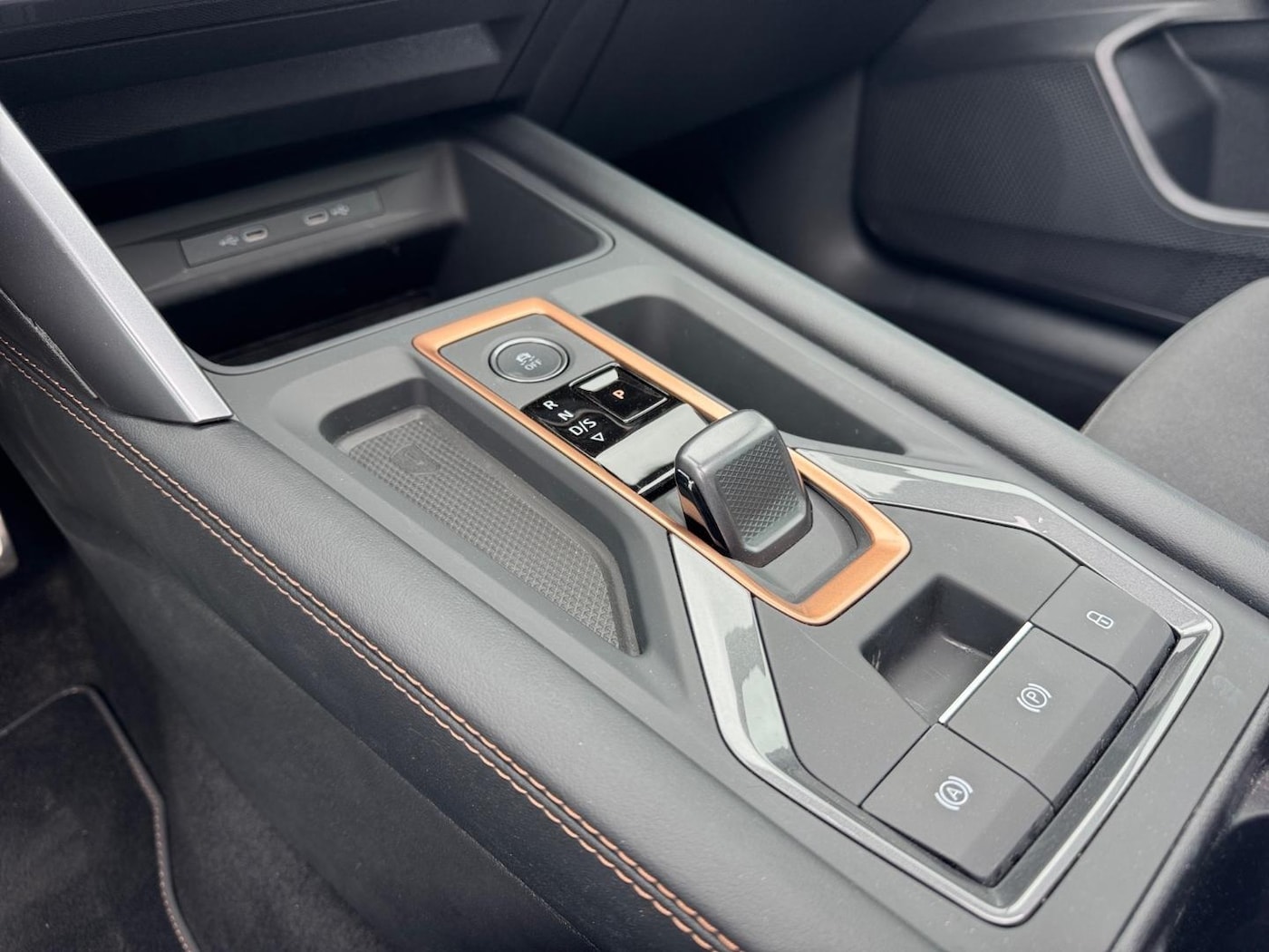CUPRA Formentor 1.5 TSI e-Hybrid DSG 150 kW (204 CV) — photo 12