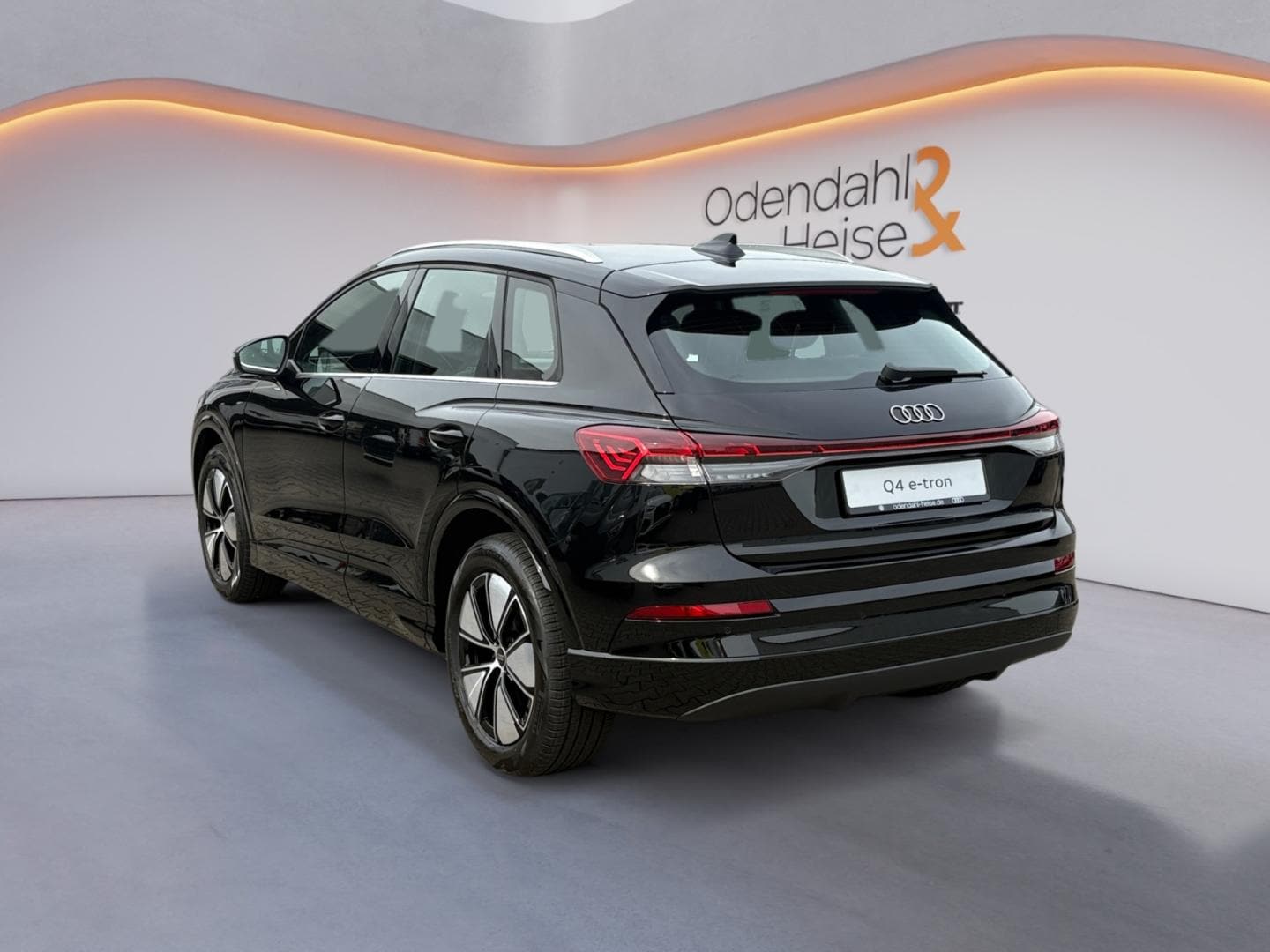 Bild über Audi Q4 SUV e-tron e-tron performance 210 kW - für weitere Informationen kontaktieren Sie den Audi Partner