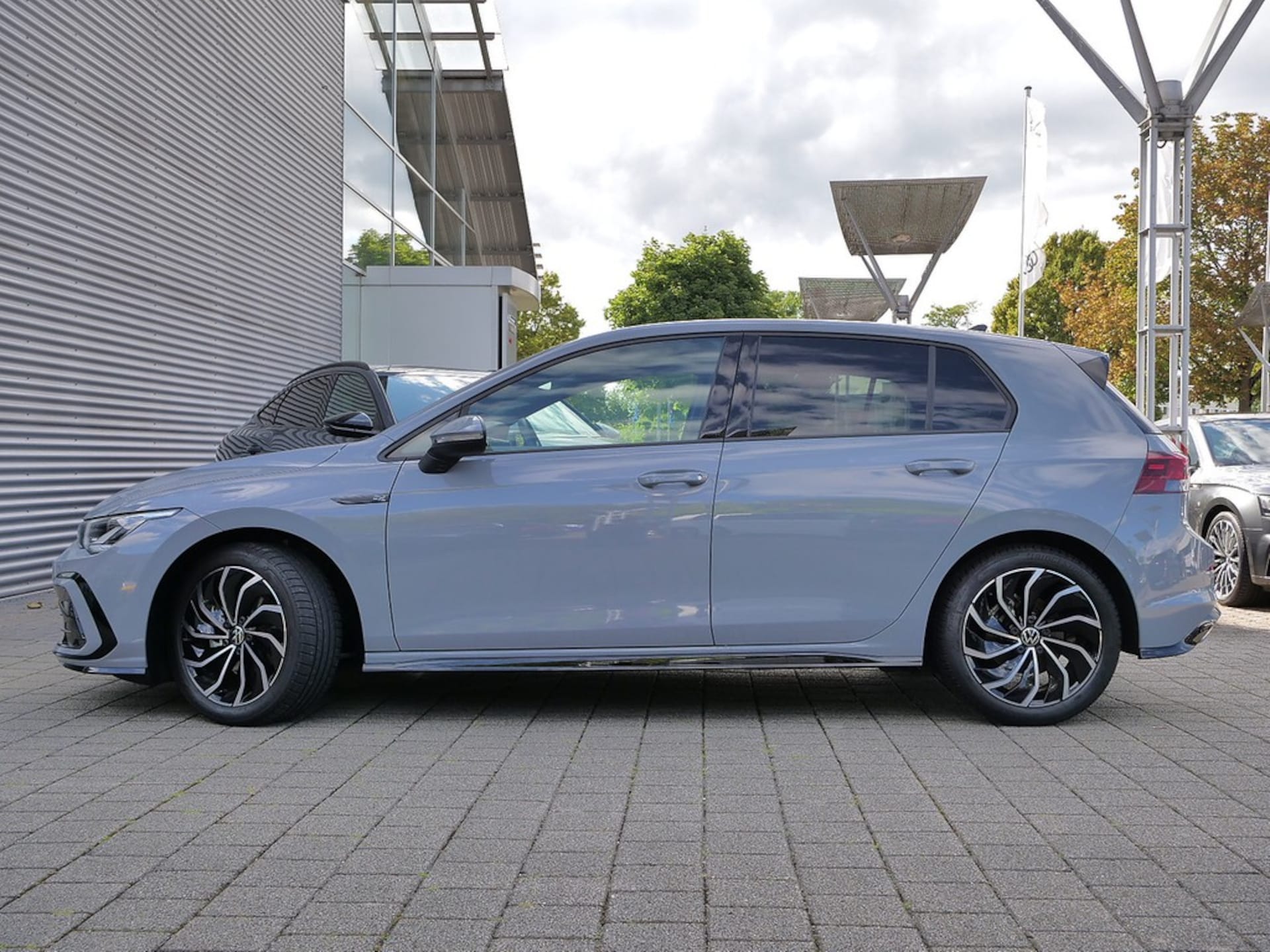 Volkswagen Golf R-Line