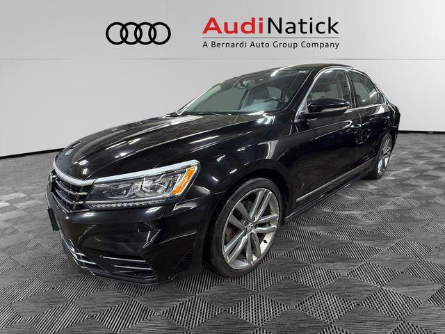 2016 Volkswagen Passat R-Line