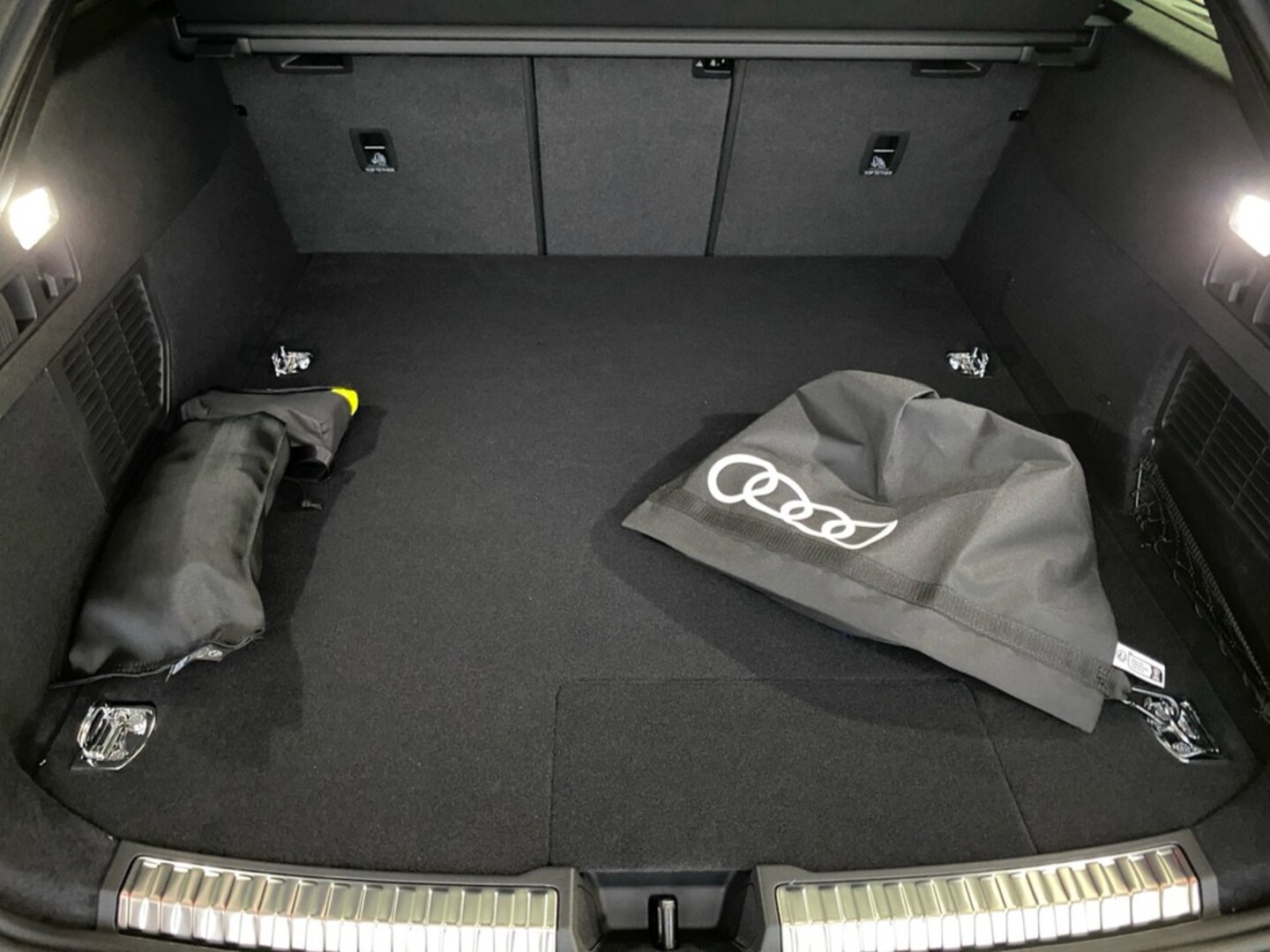 Bild über Audi A5 Avant e-hybrid e-hybrid quattro 220 kW S tronic - für weitere Informationen kontaktieren Sie den Audi Partner