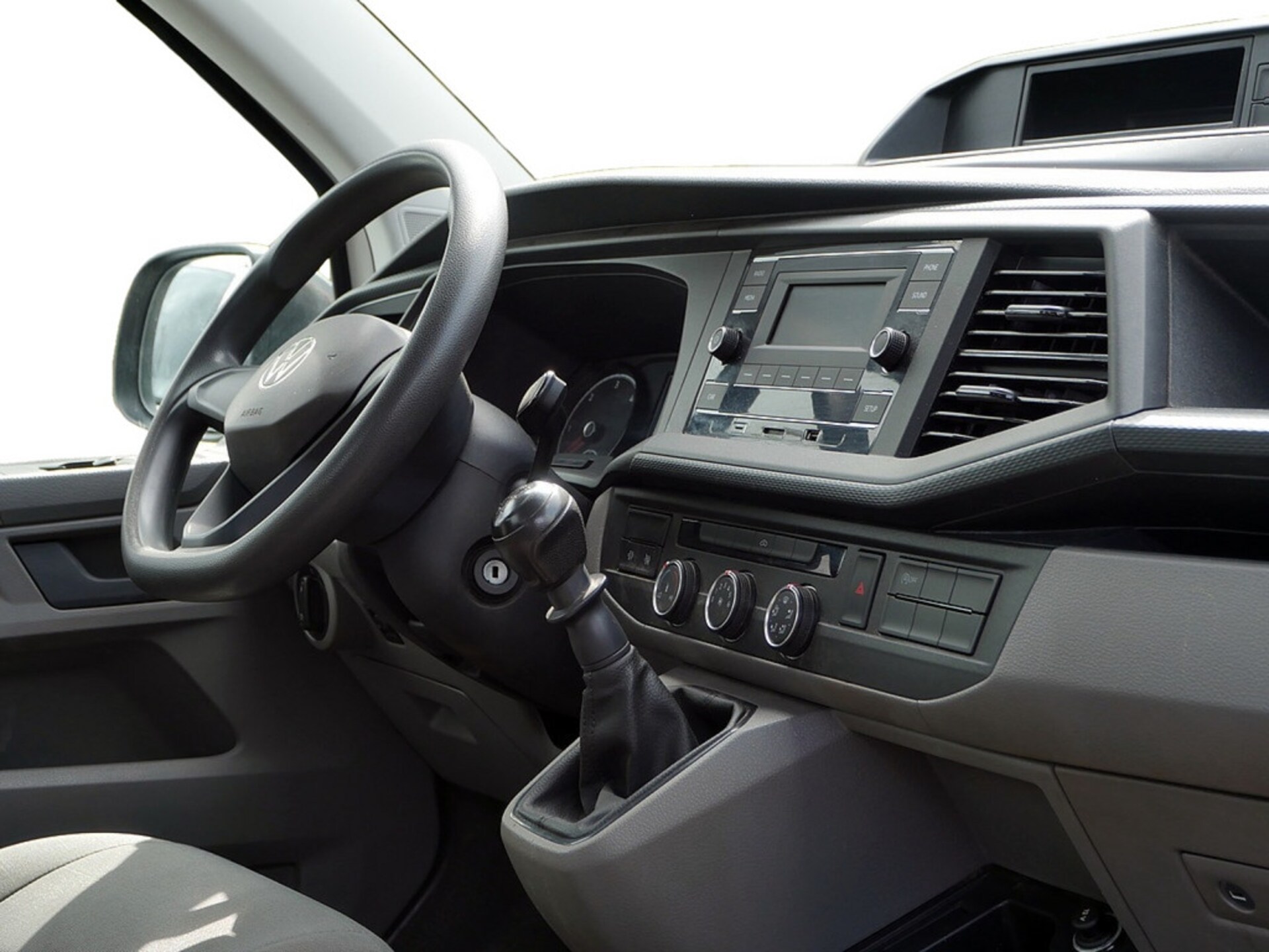 Volkswagen T6.1 Transporter Pritschenwagen Einzelkabine