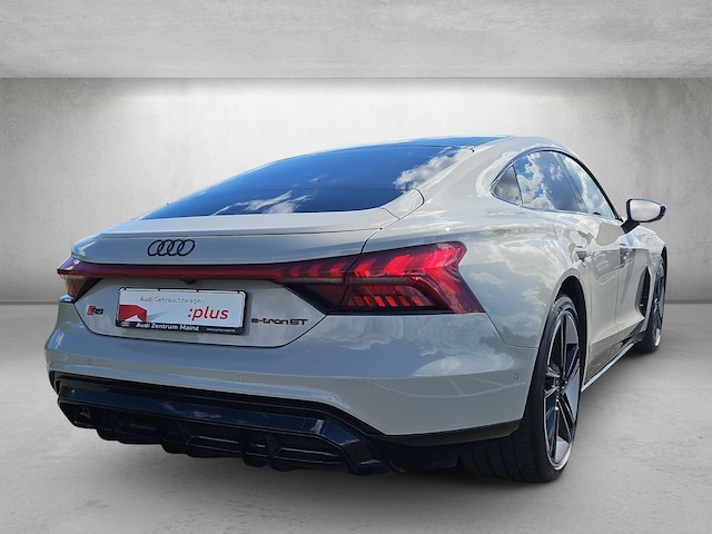 Audi e-tron GT RS