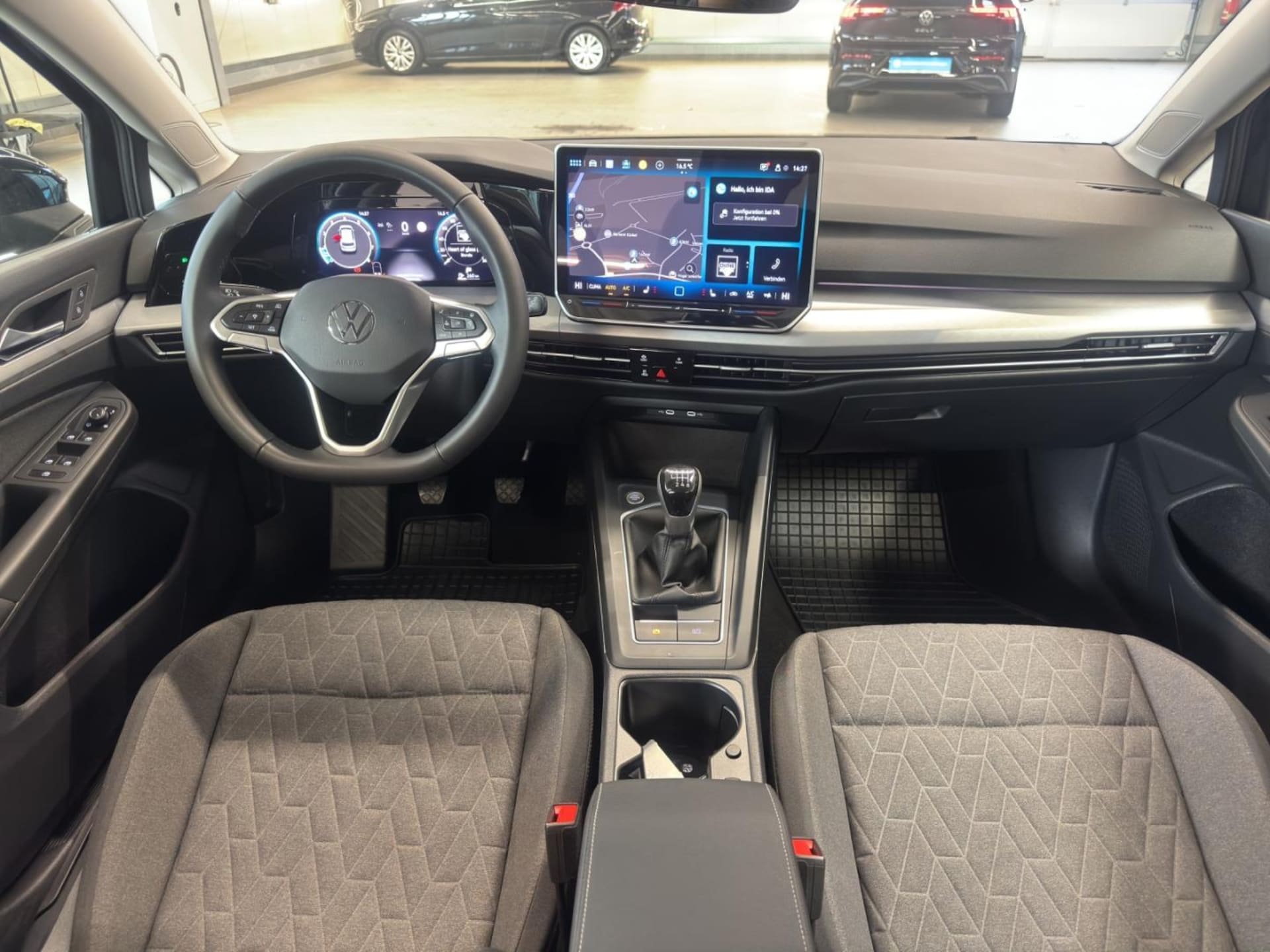 Volkswagen Golf Life