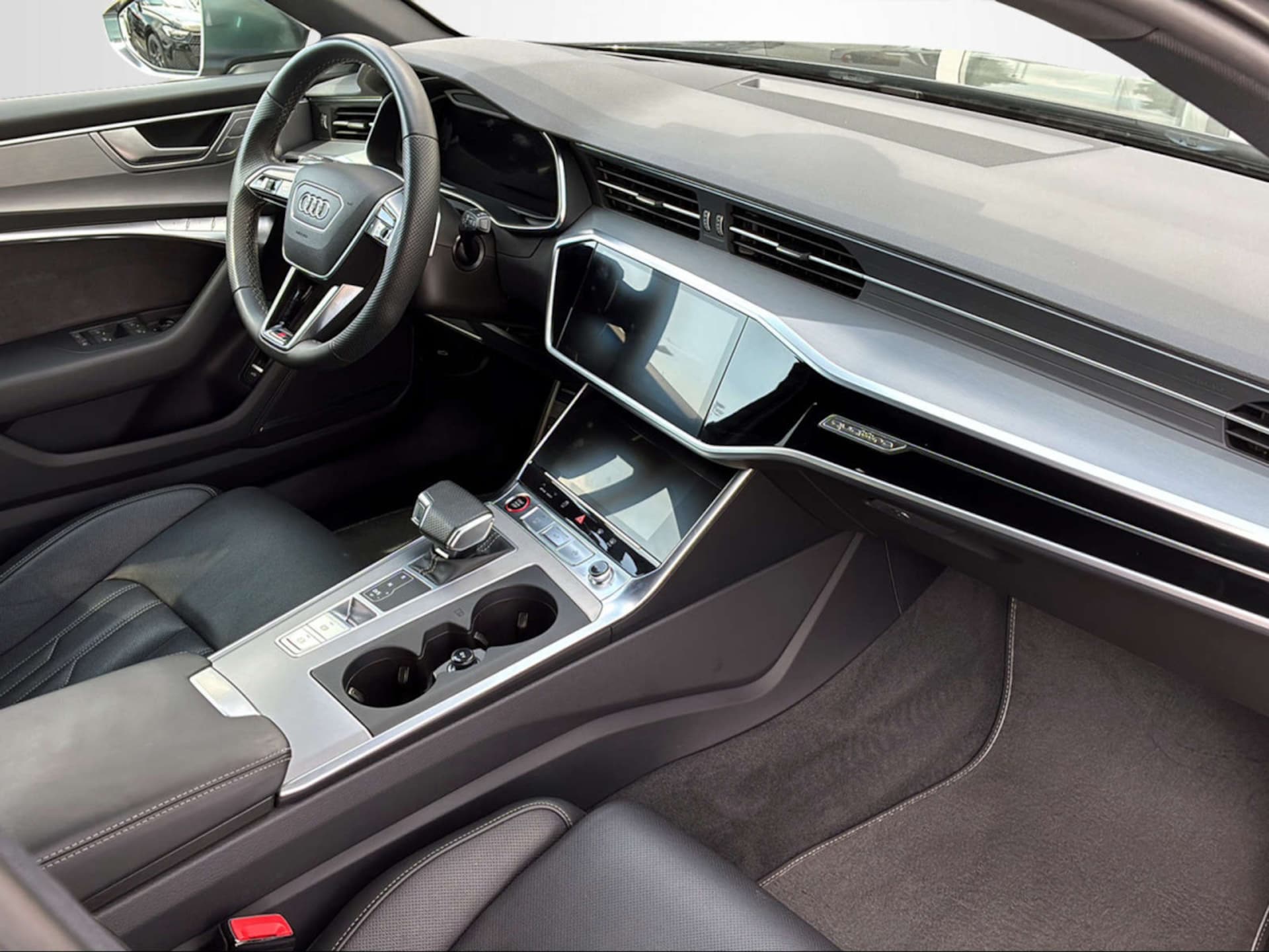 Audi S6 Avant