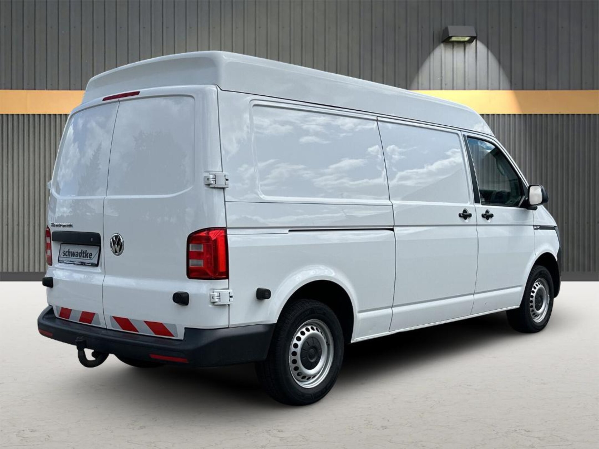 Volkswagen T6 Transporter Kasten langer Radstand