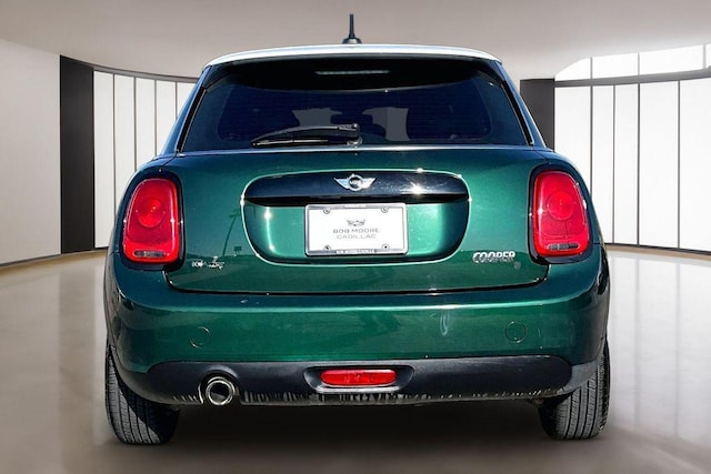 2017 MINI