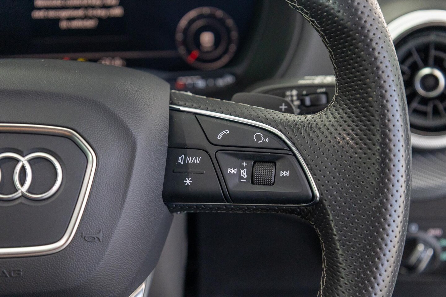 Image about Audi SQ2 TFSI quattro S tronic