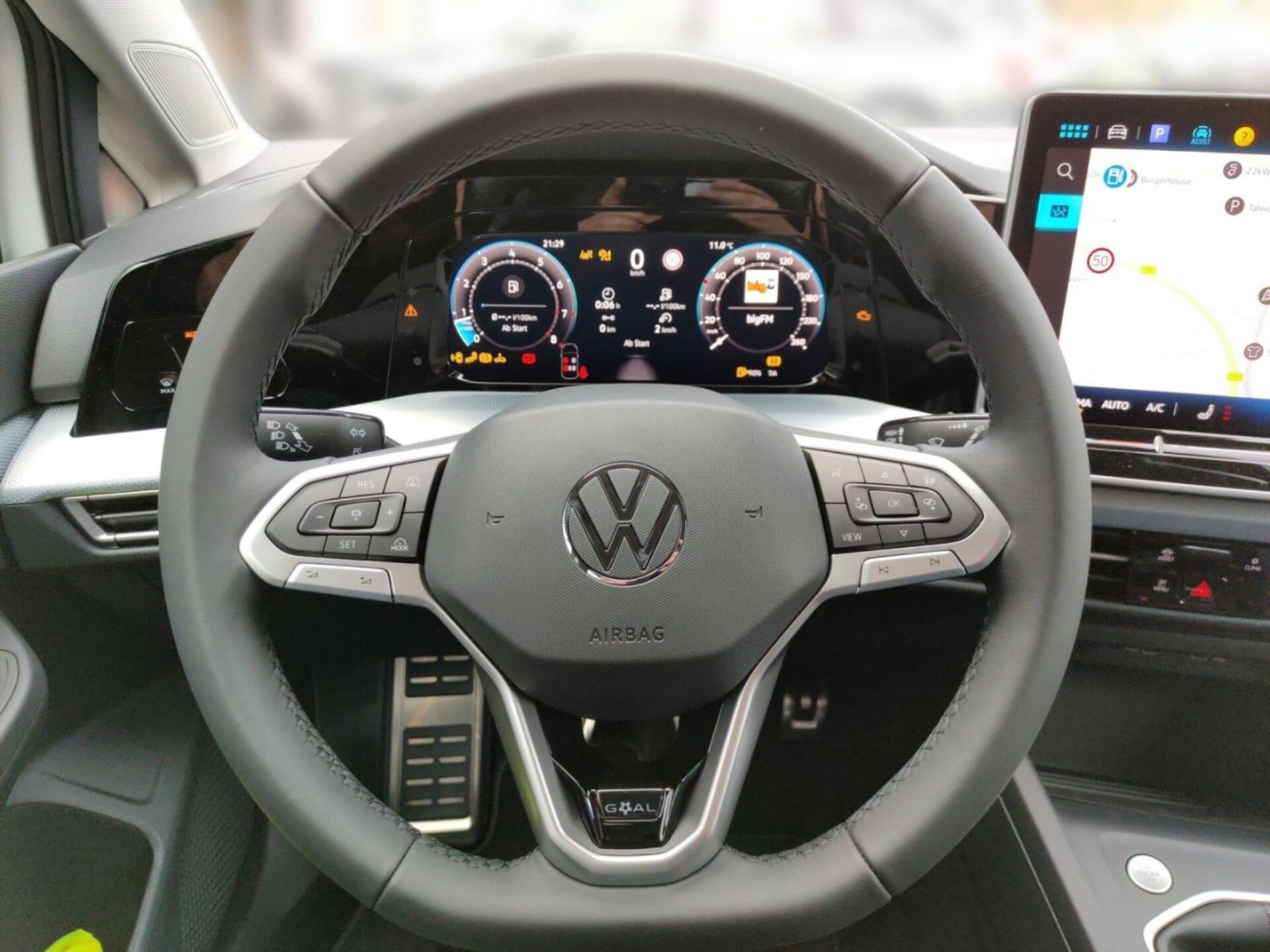 Volkswagen Golf Life