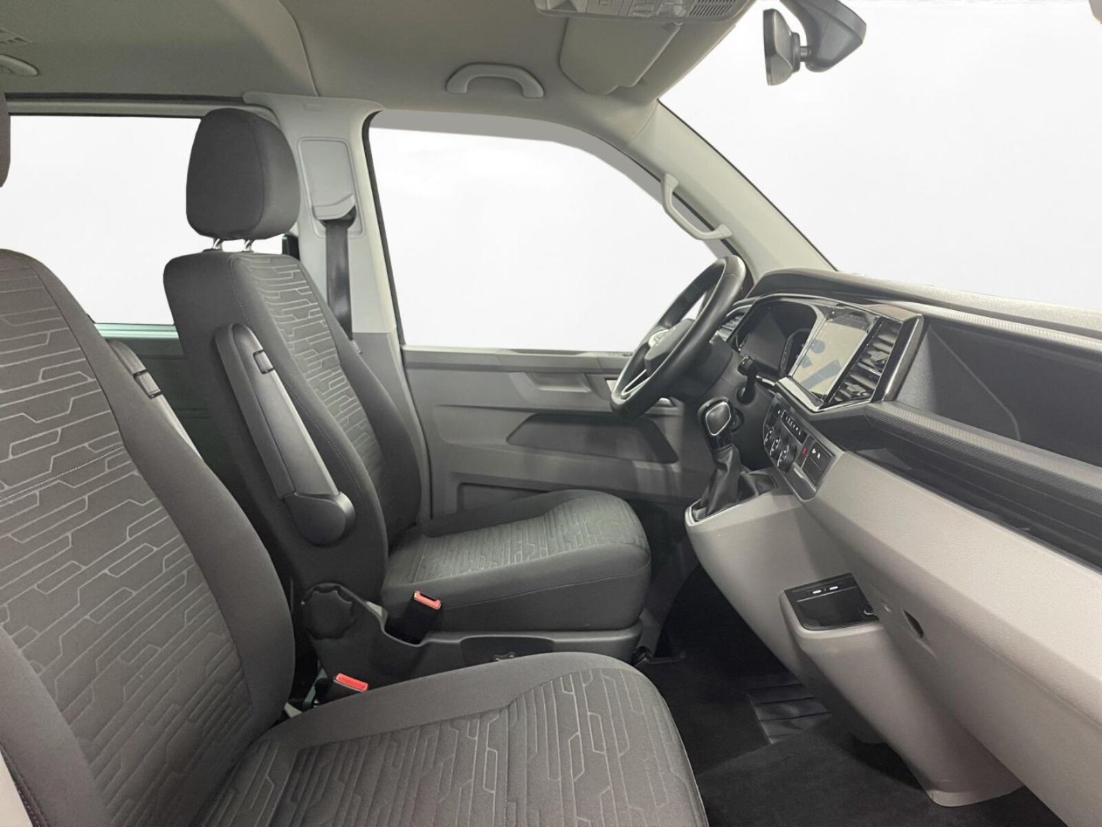Volkswagen T6.1 Caravelle langer Radstand – Bild 16