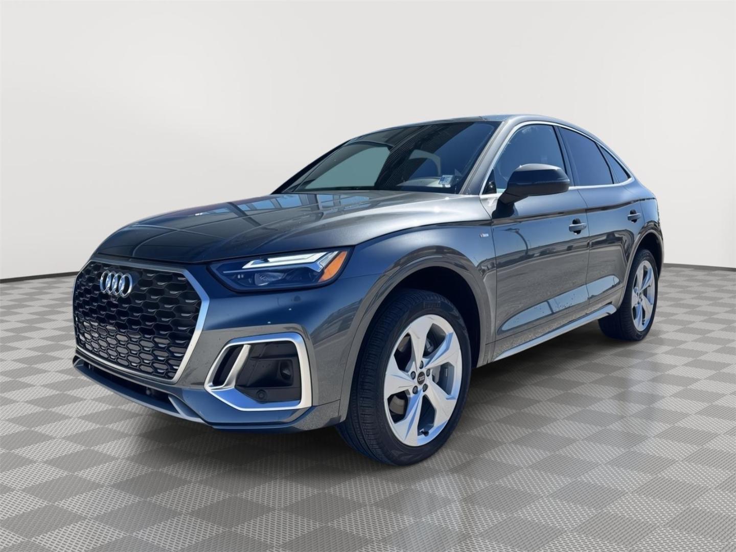 2025 Audi Q5 Sportback 45 Premium quattro's photo