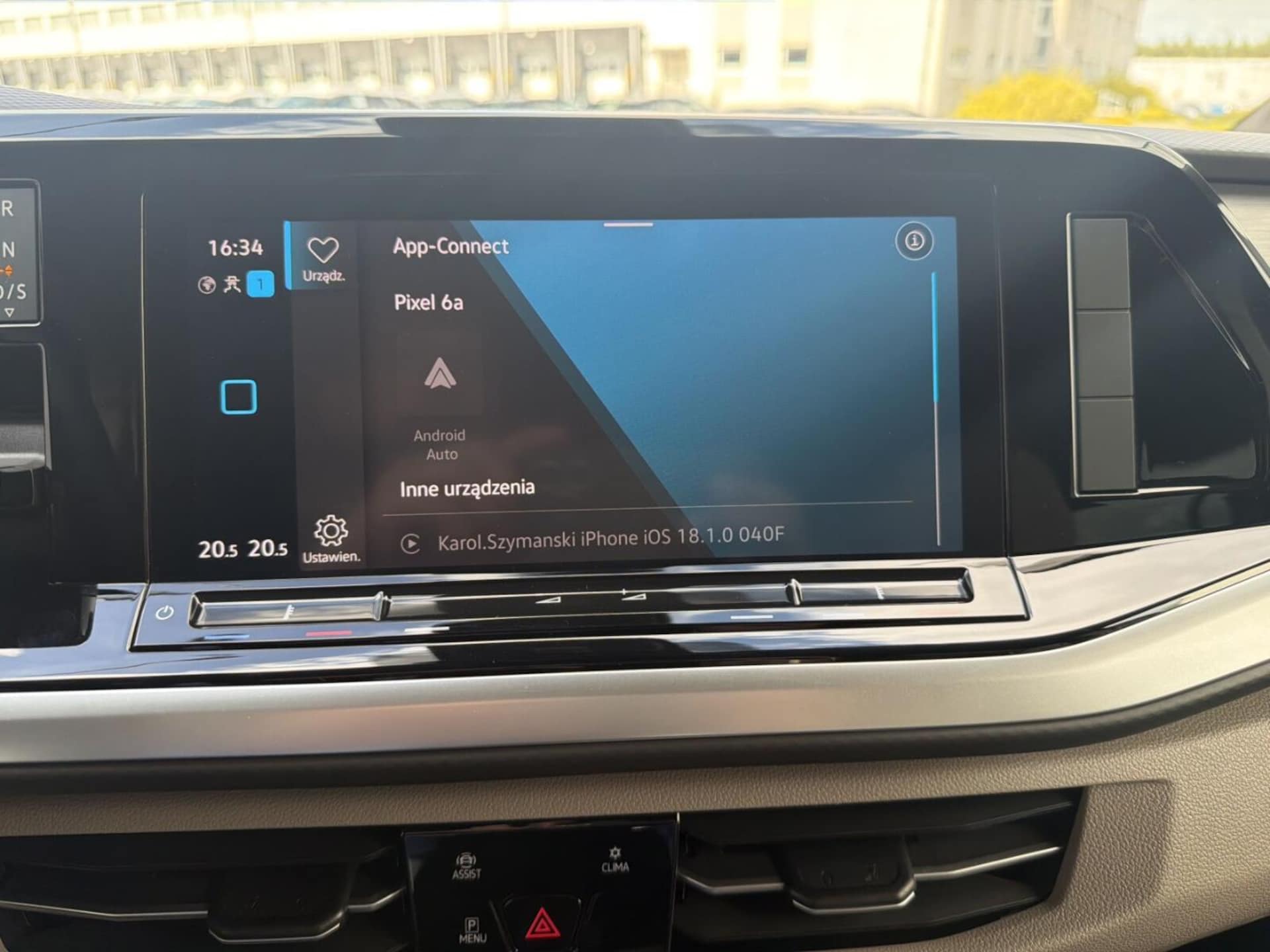 Volkswagen Multivan długi rozstaw osi Life