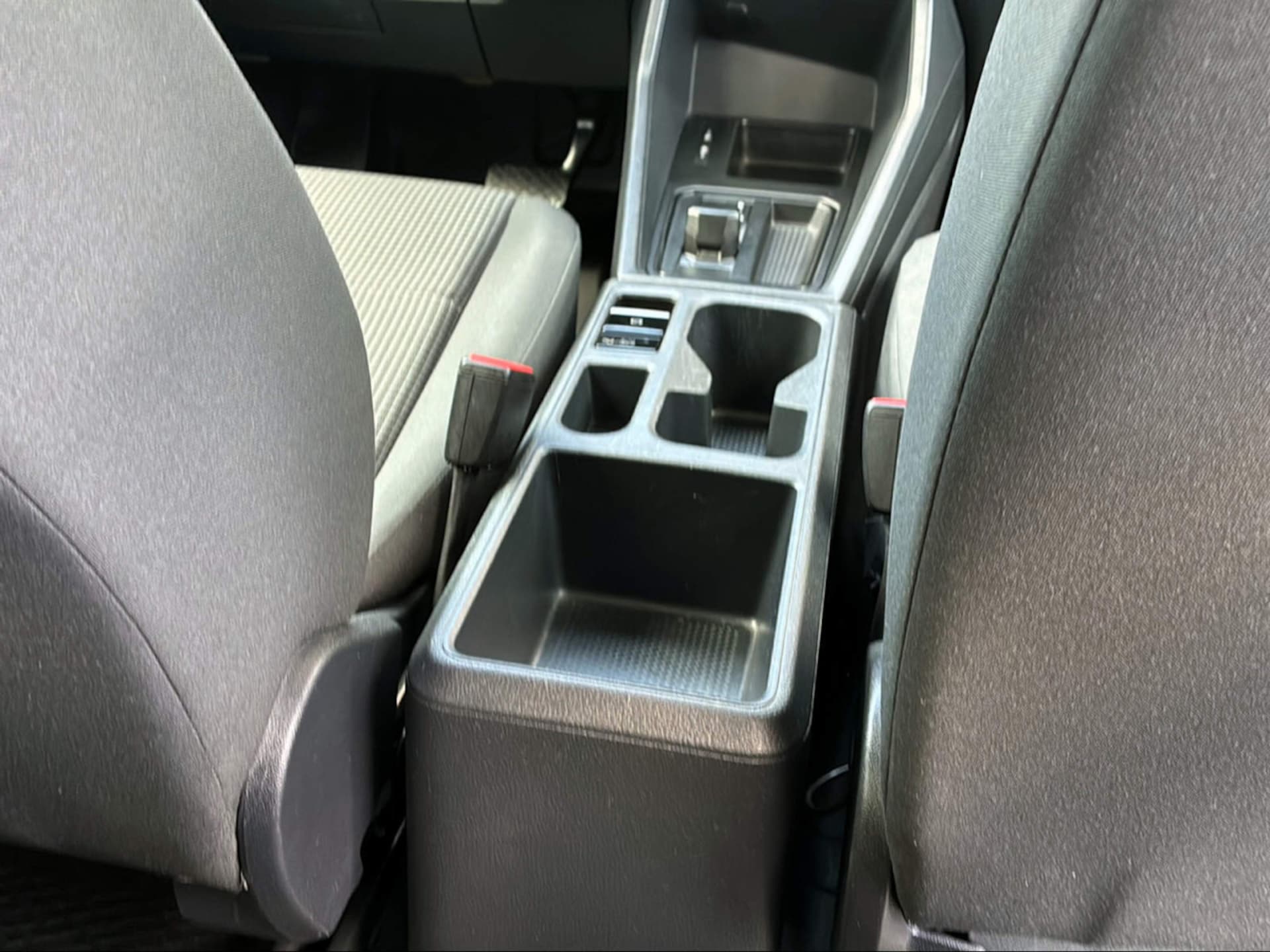 Volkswagen Caddy Basis-Modell