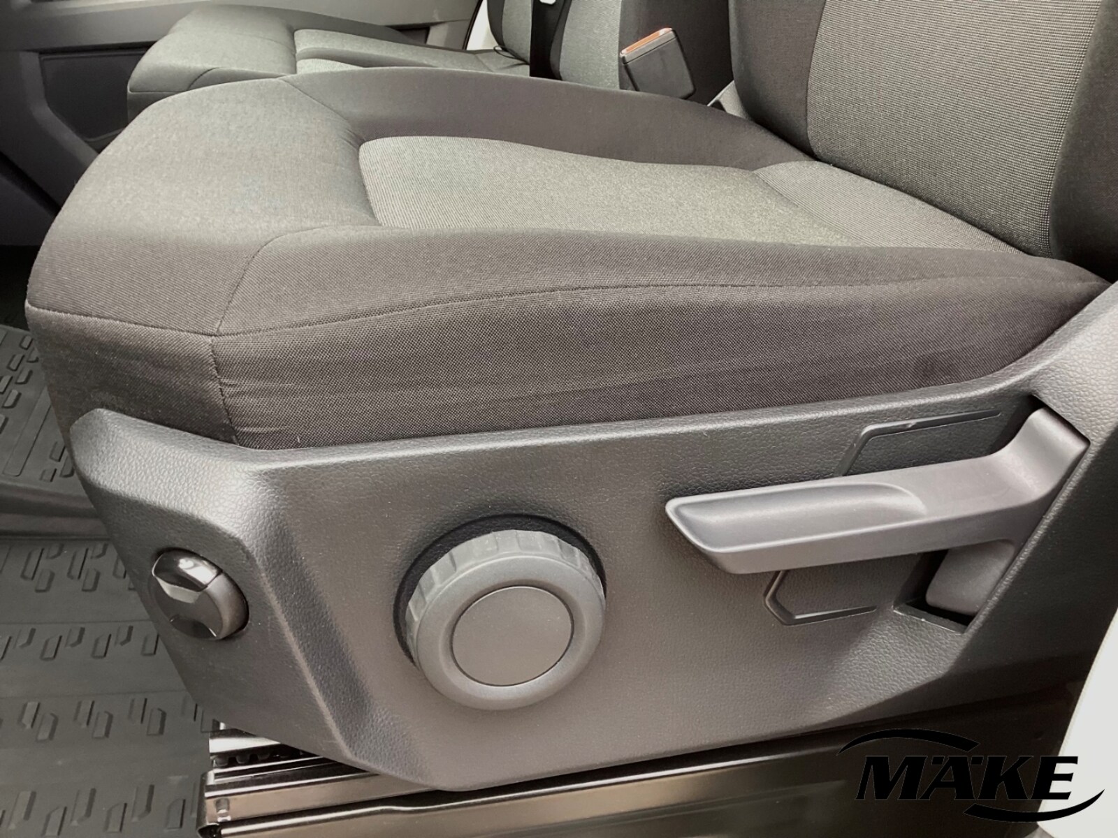 Volkswagen Crafter Kasten mittlerer Radstand – Bild 11