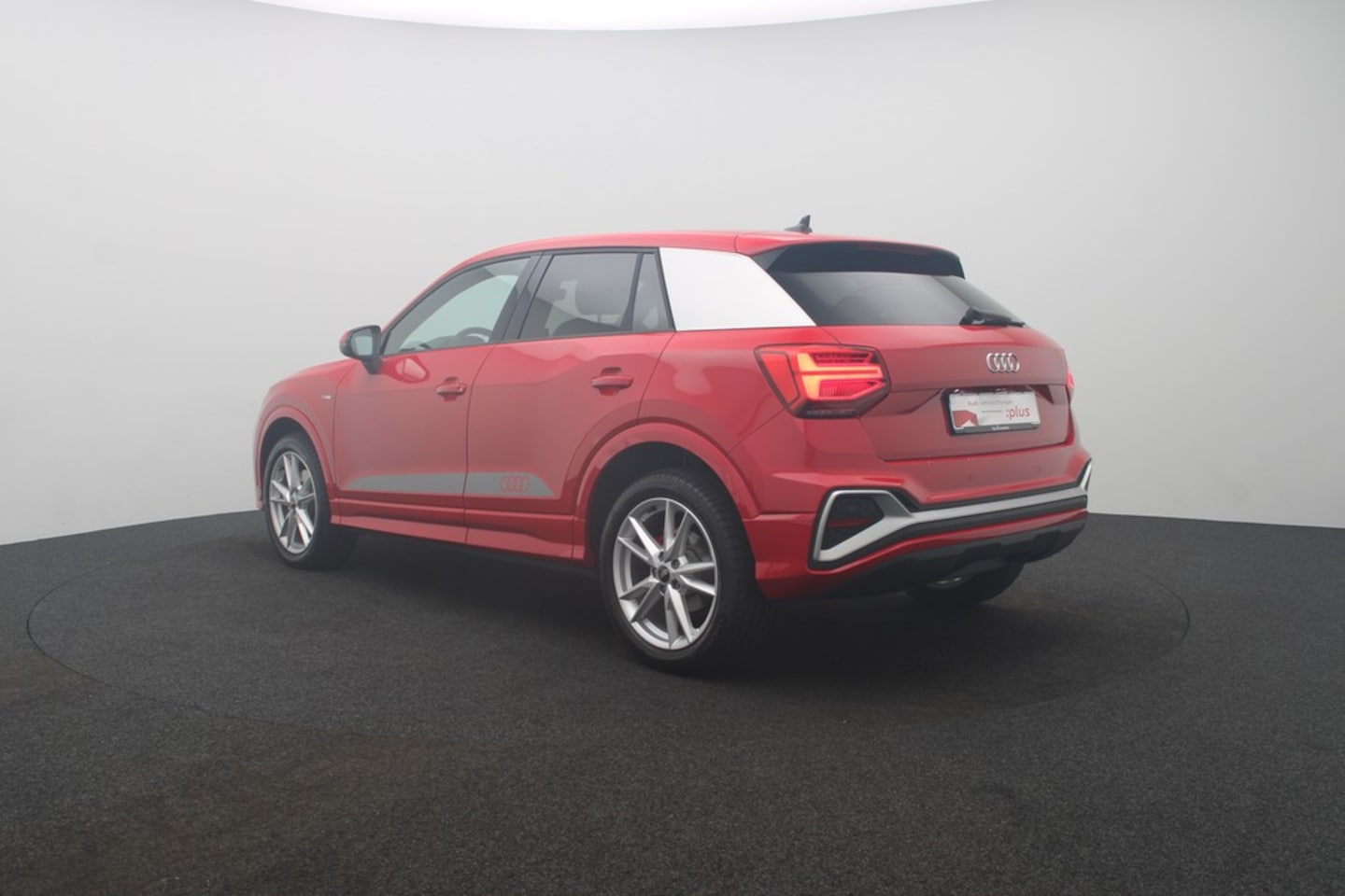 Bild über Audi Q2 S line 35 TFSI S tronic - für weitere Informationen kontaktieren Sie den Audi Partner