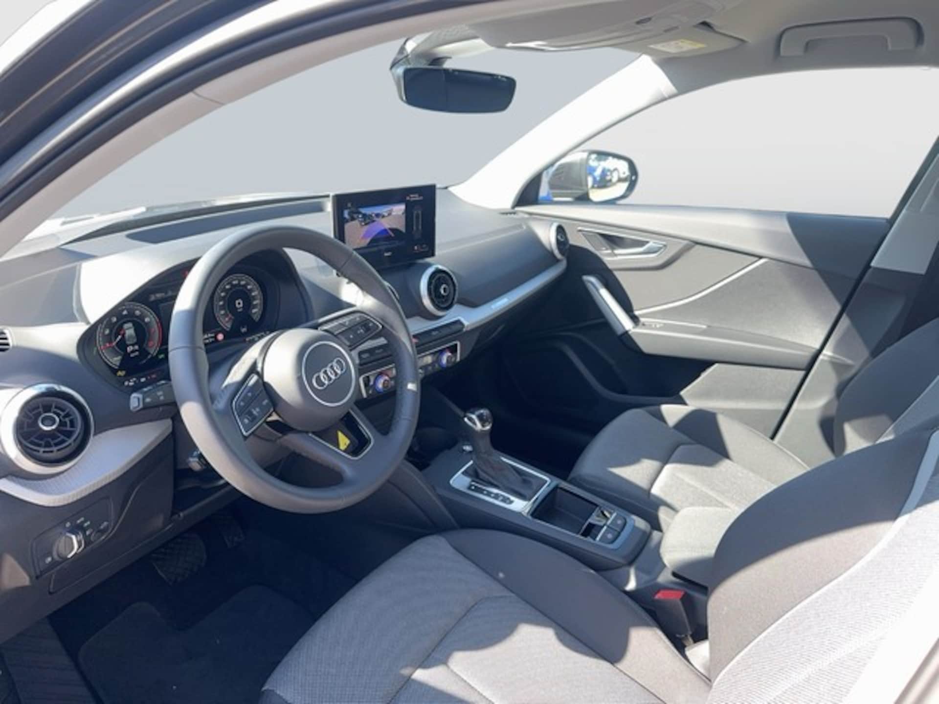 Audi Q2 S line