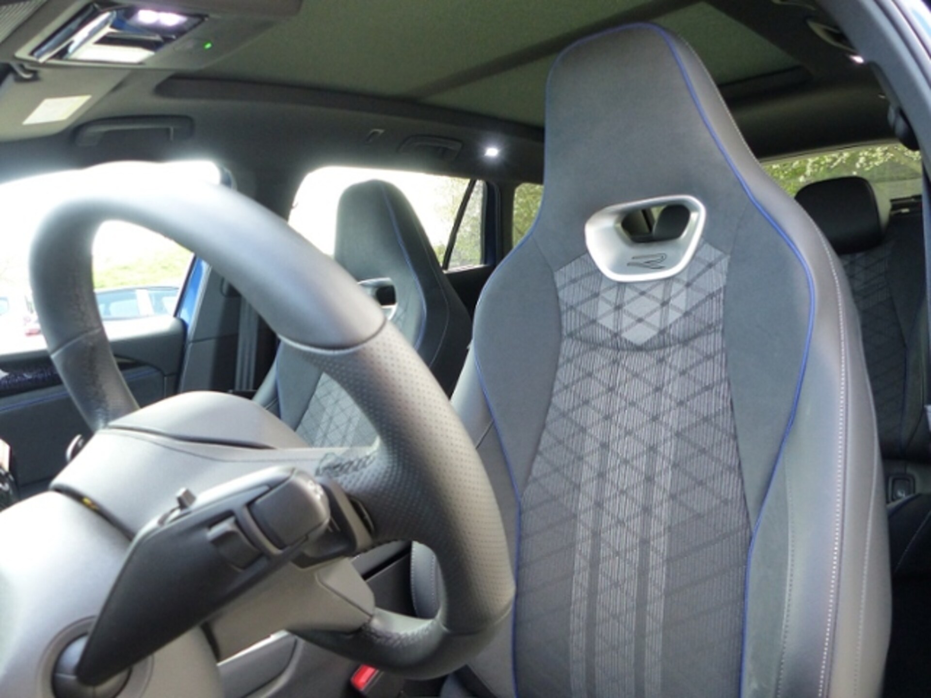 Volkswagen Passat R-Line