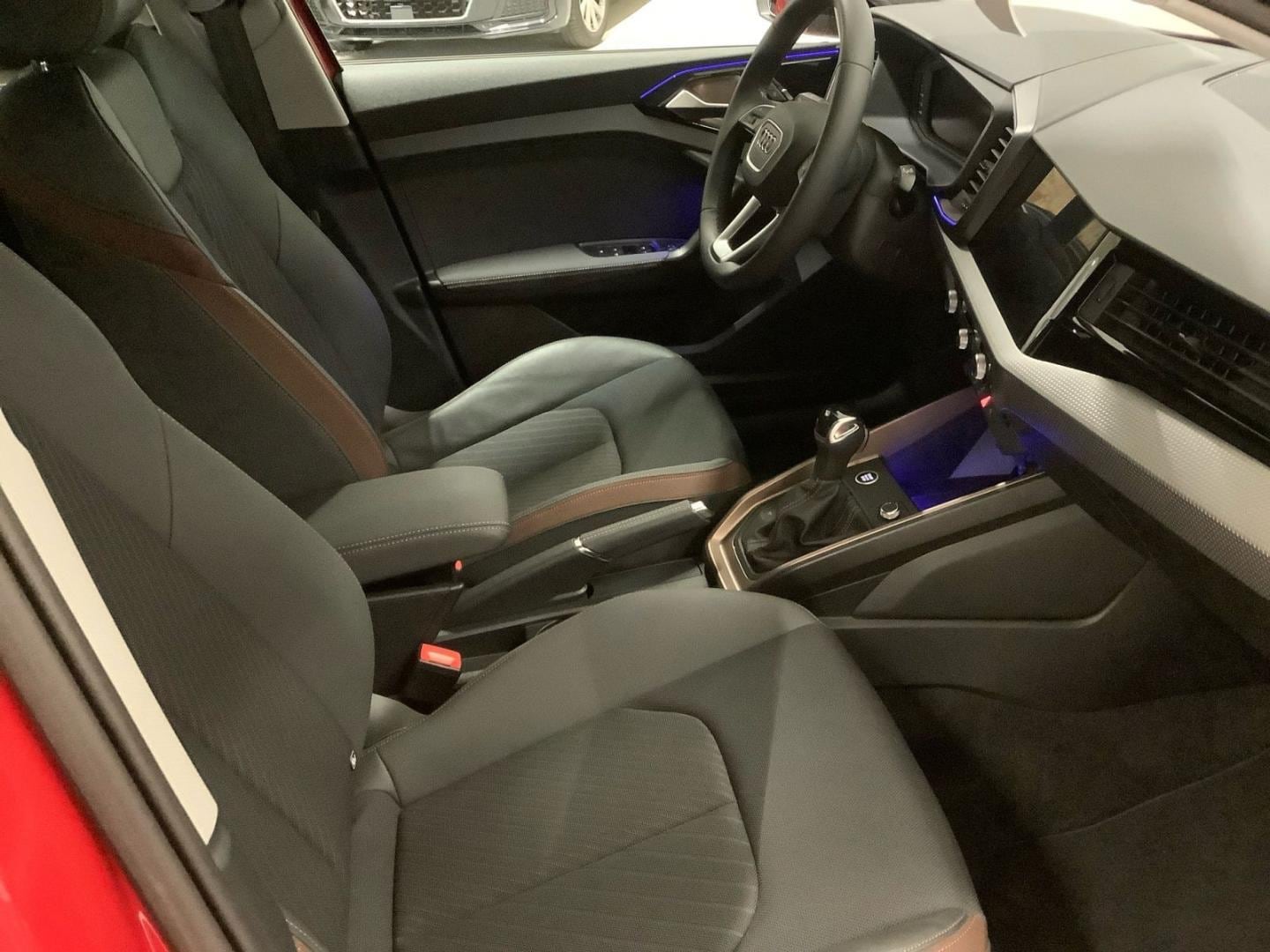 Bild über Audi A1 Sportback S line 25 TFSI S tronic - für weitere Informationen kontaktieren Sie den Audi Partner