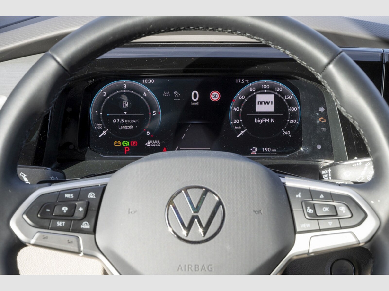 Volkswagen Multivan – Bild 16
