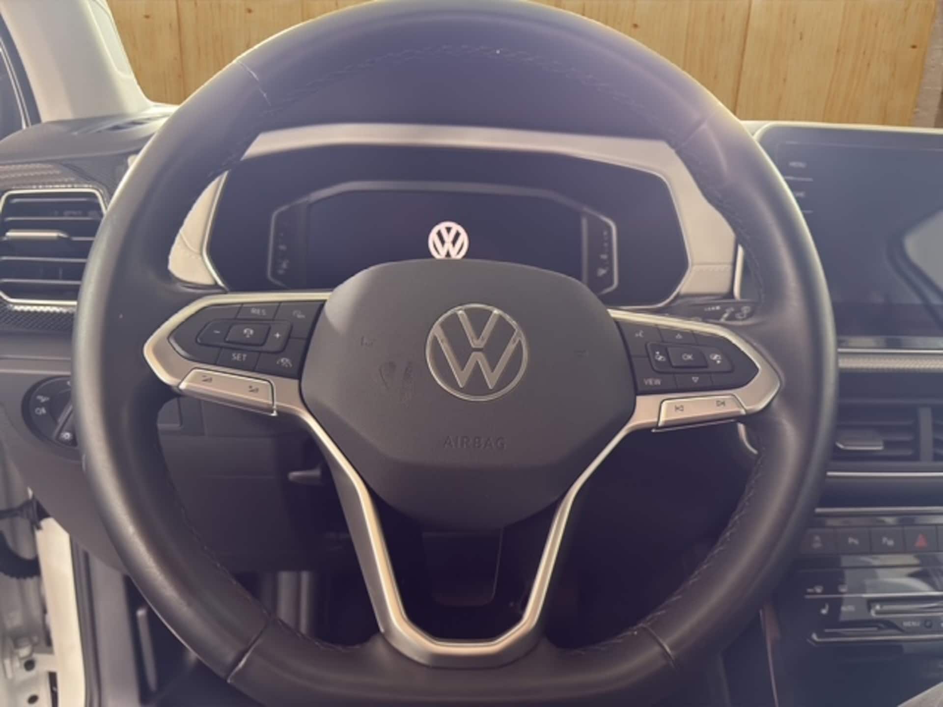 Volkswagen T-Cross Style
