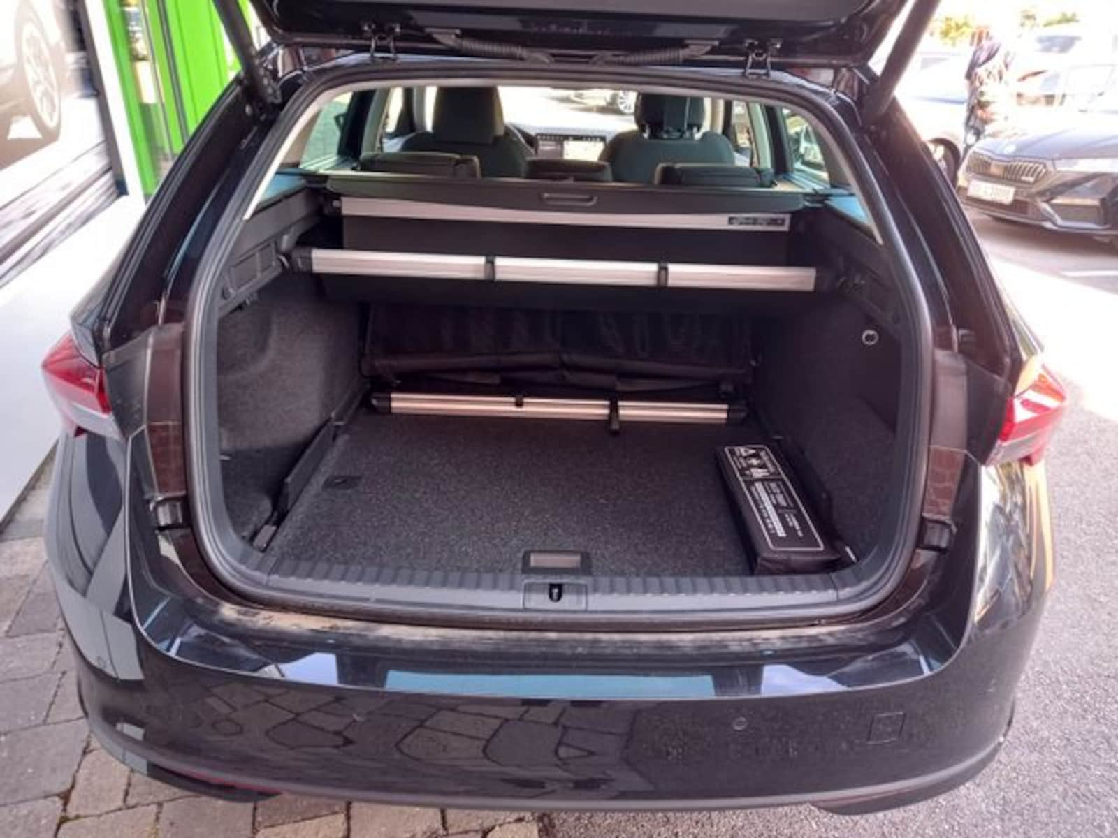 Škoda Octavia Combi – Bild 10